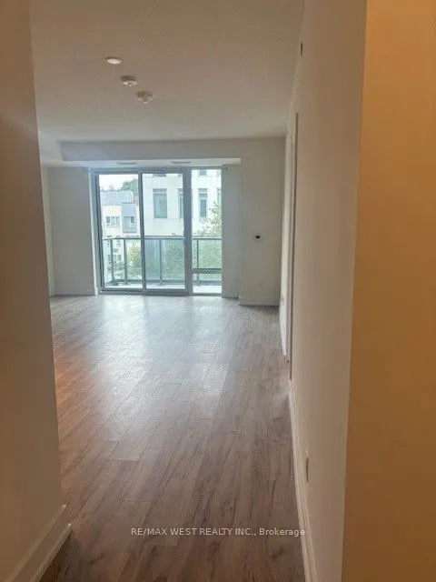 25 Adra Grando Way, #352