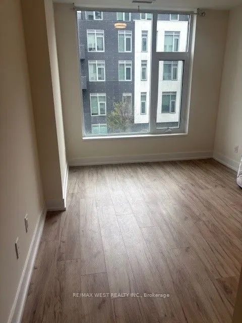 25 Adra Grando Way, #352