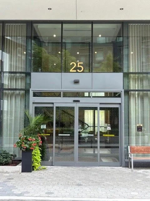 25 Adra Grando Way, #352