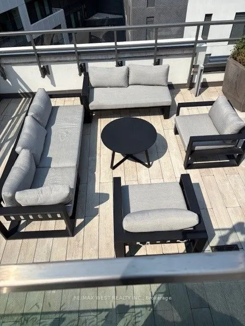 25 Adra Grando Way, #352
