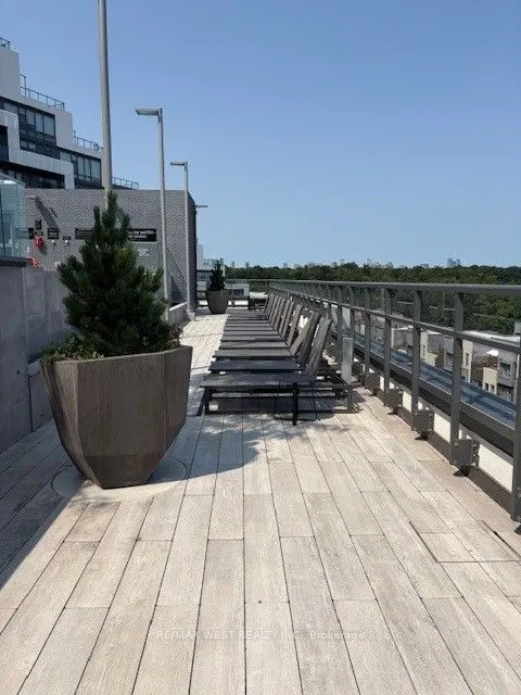 25 Adra Grando Way, #352