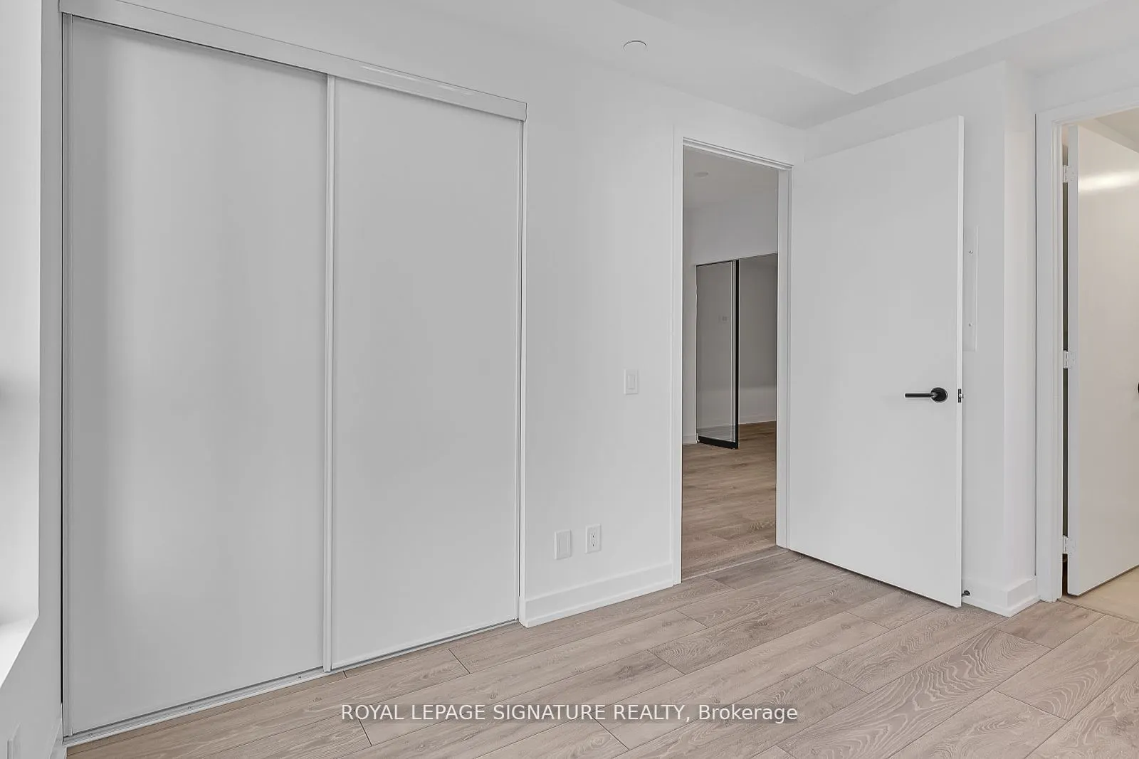 108 Peter Street #1003
