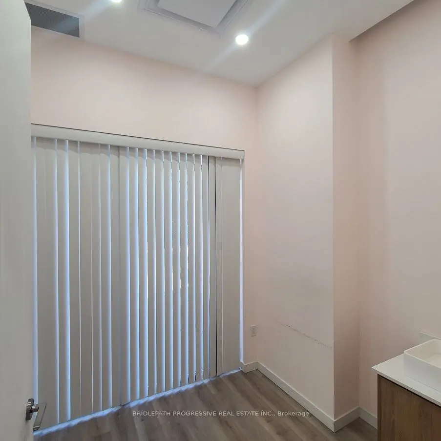 650 Sheppard Avenue E, #6