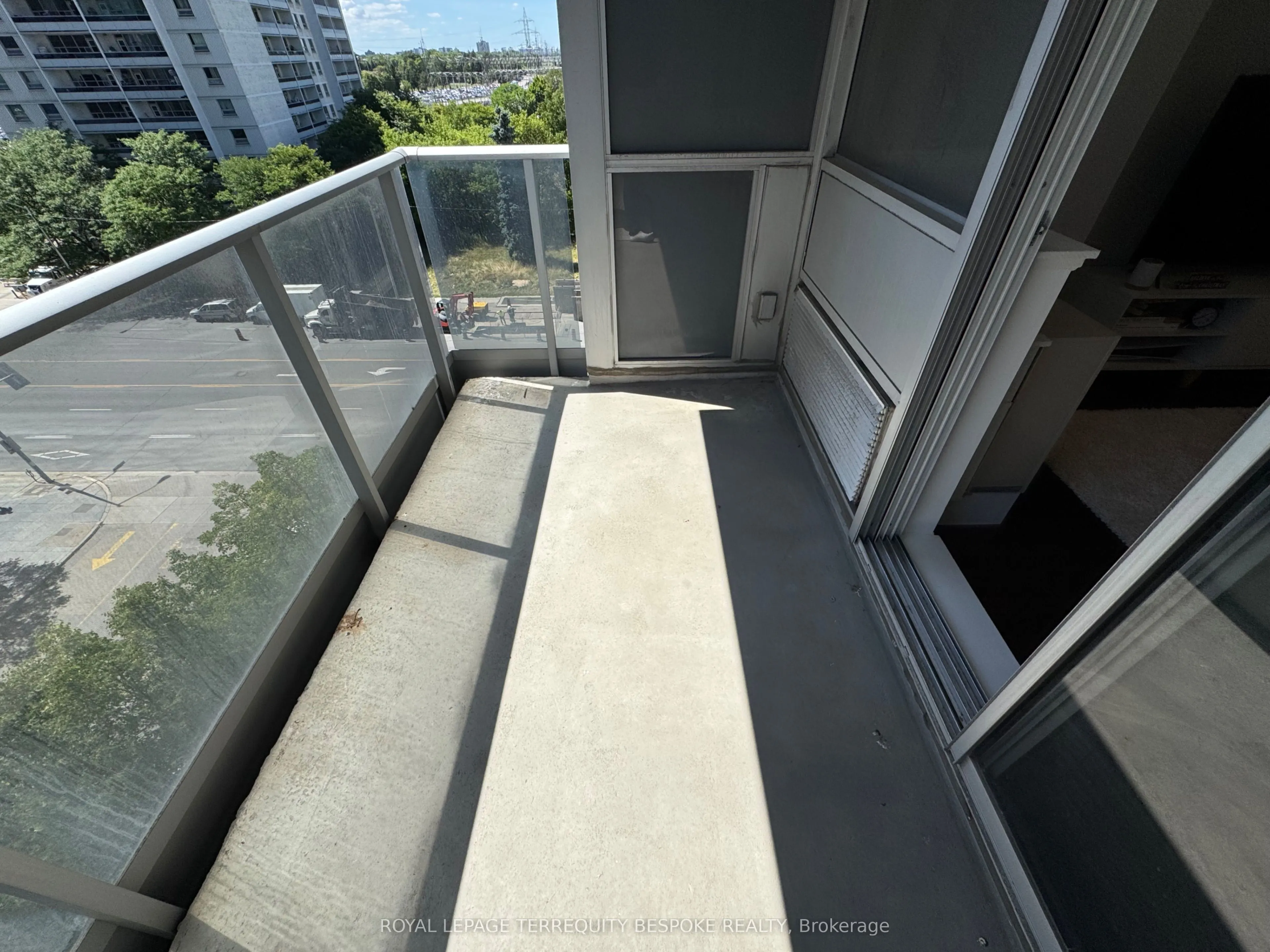 5791 Yonge Street, #801