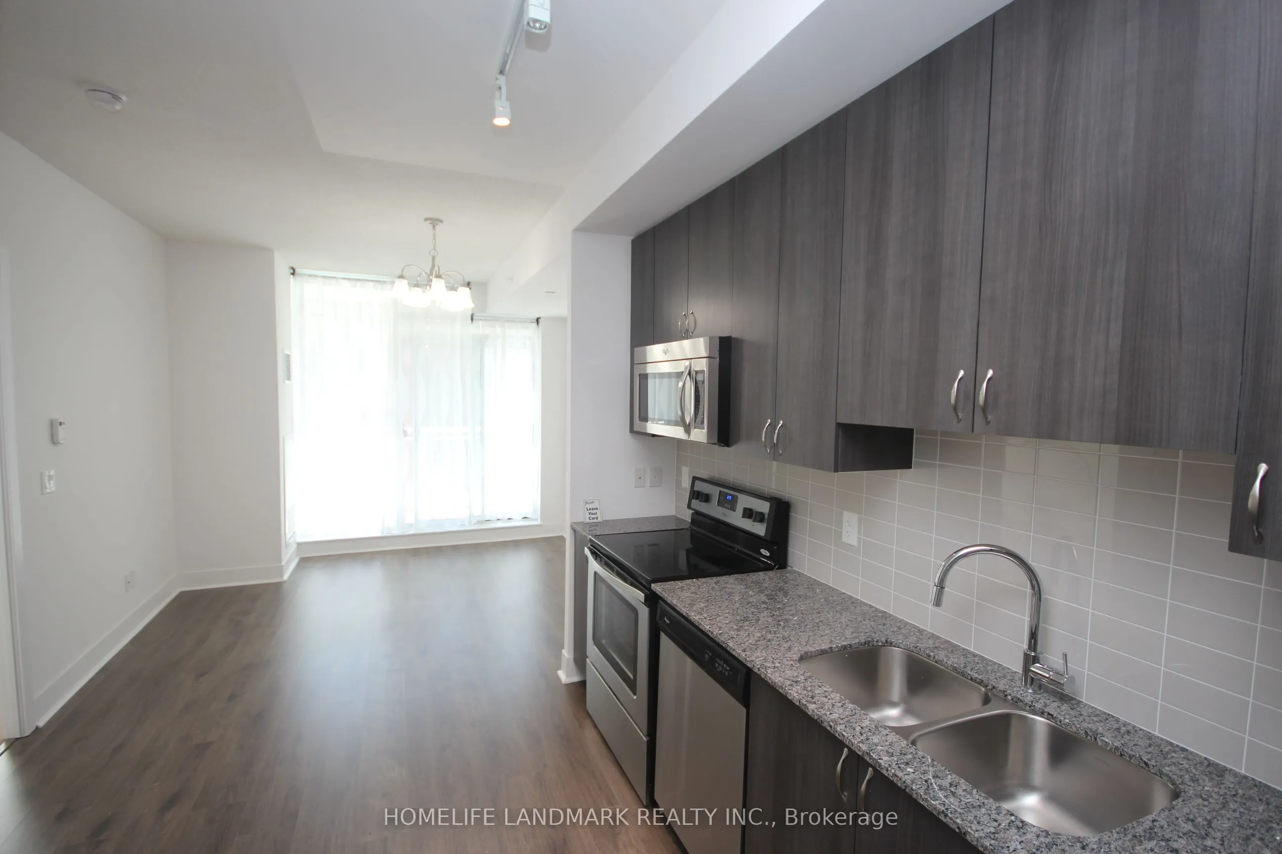 68 Merton Street, #204