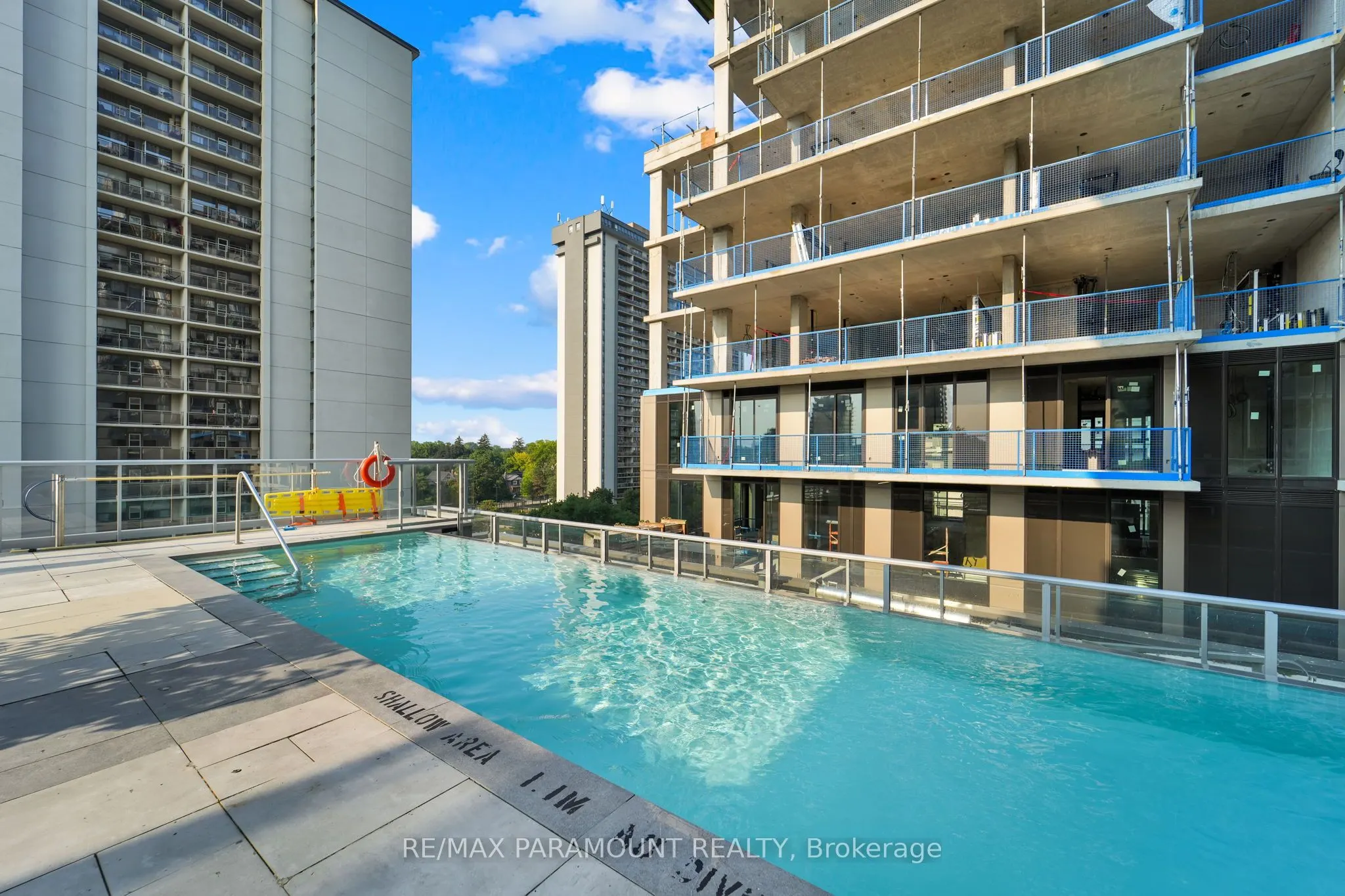 101 Erskine Avenue, #418