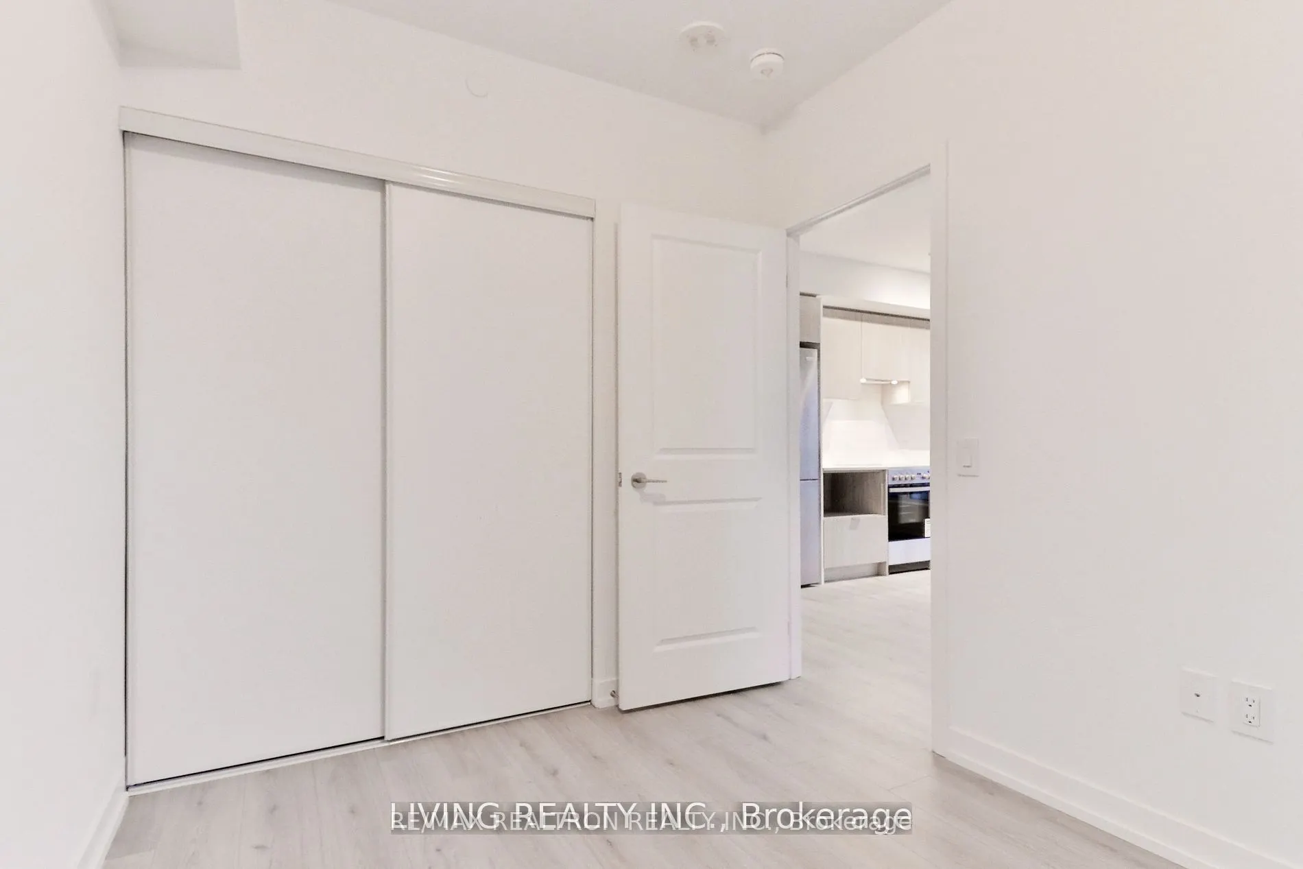 395 Bloor Street E, #1611