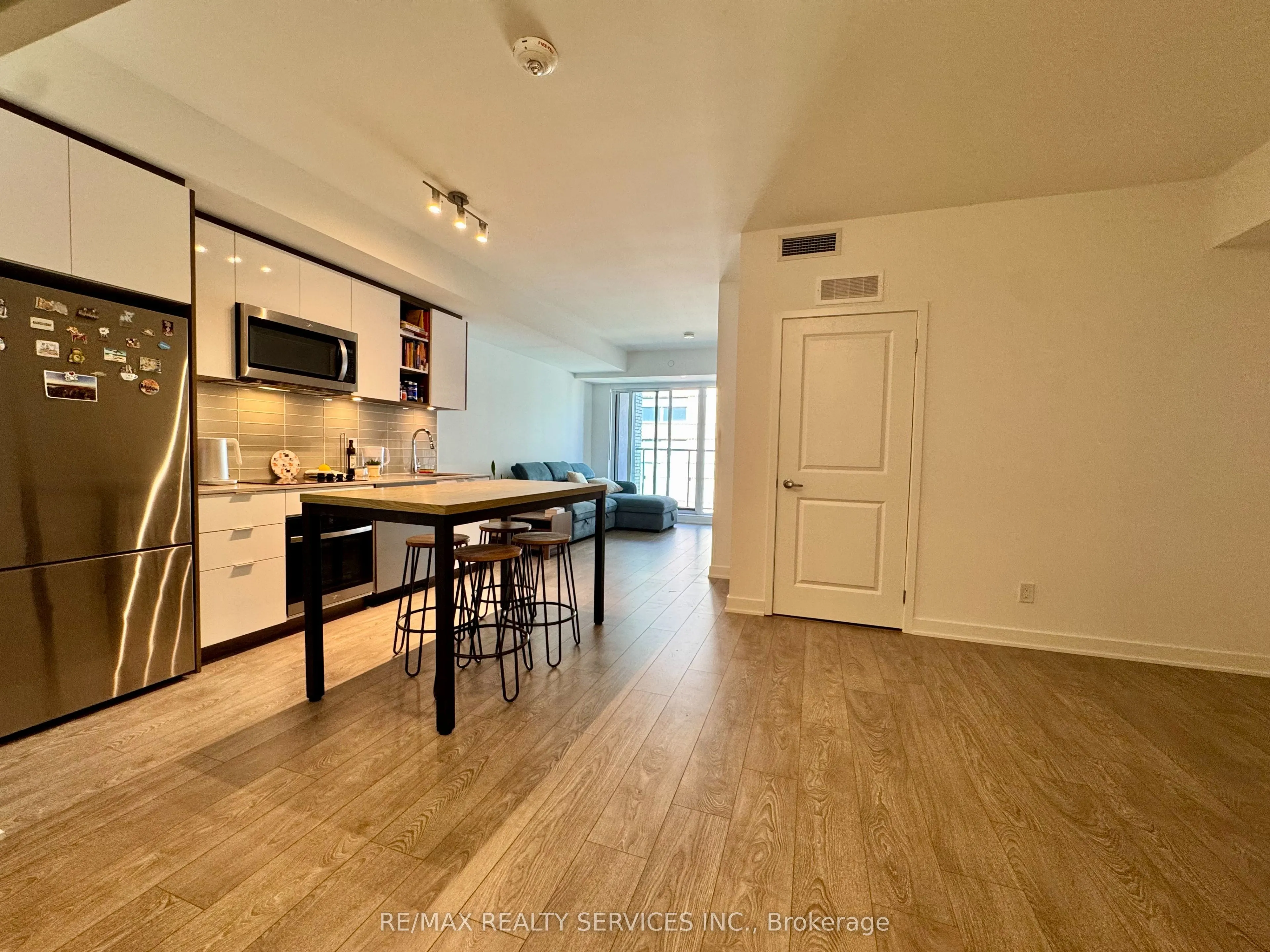 543 Richmond Street W, #509