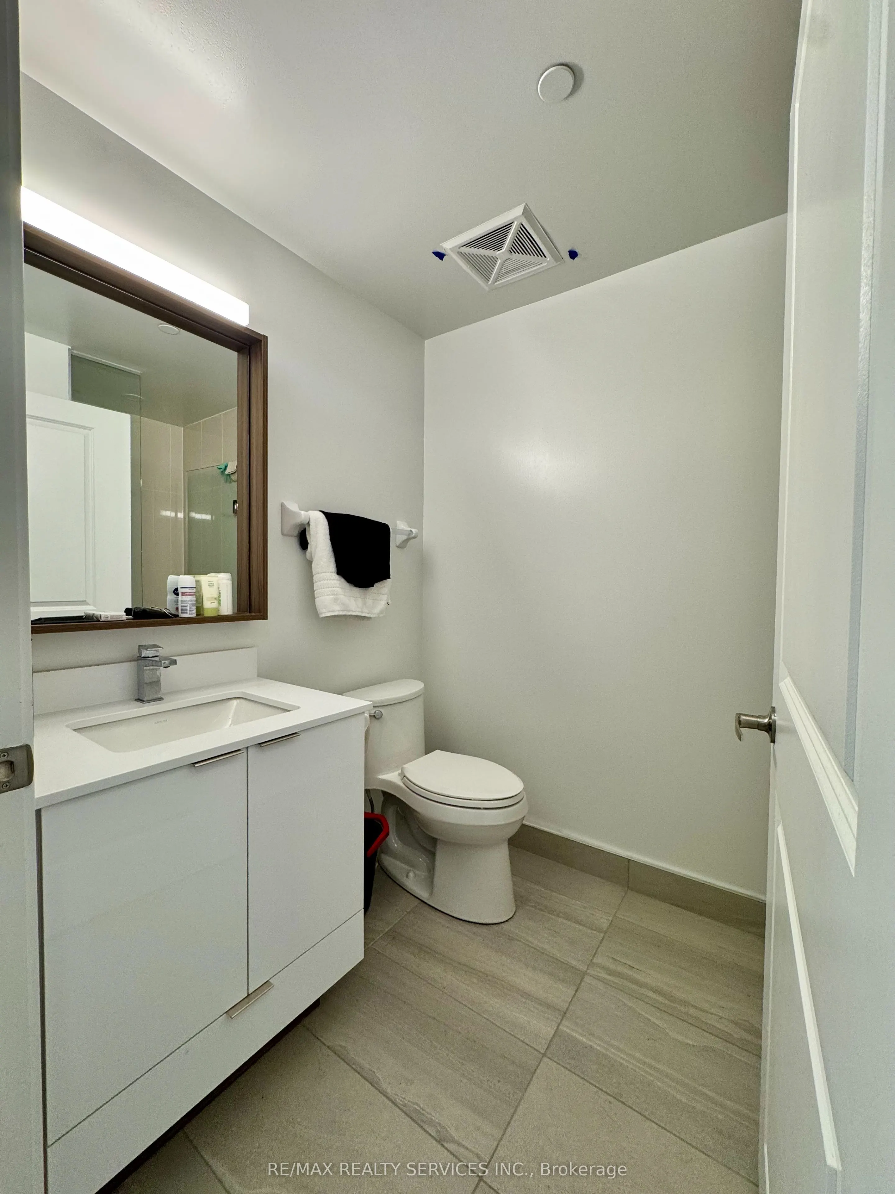 543 Richmond Street W, #509