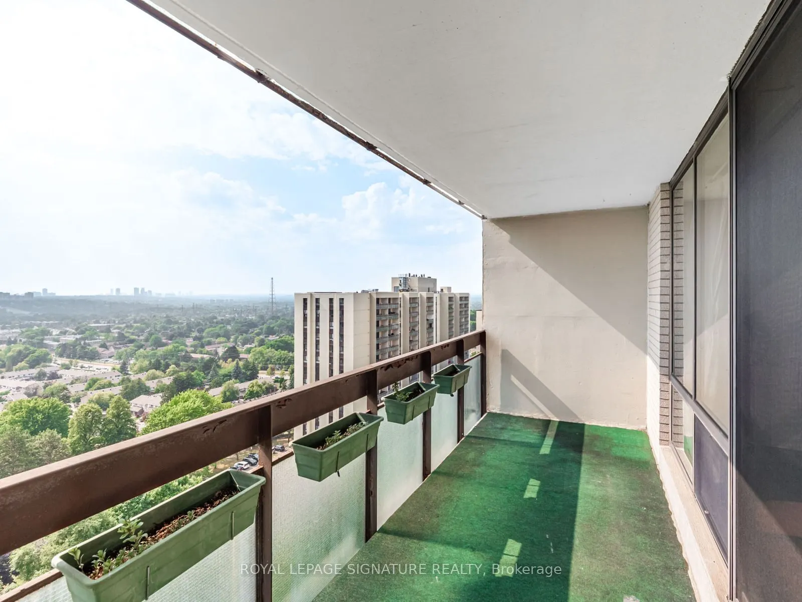 350 Seneca Hill Drive, #1709