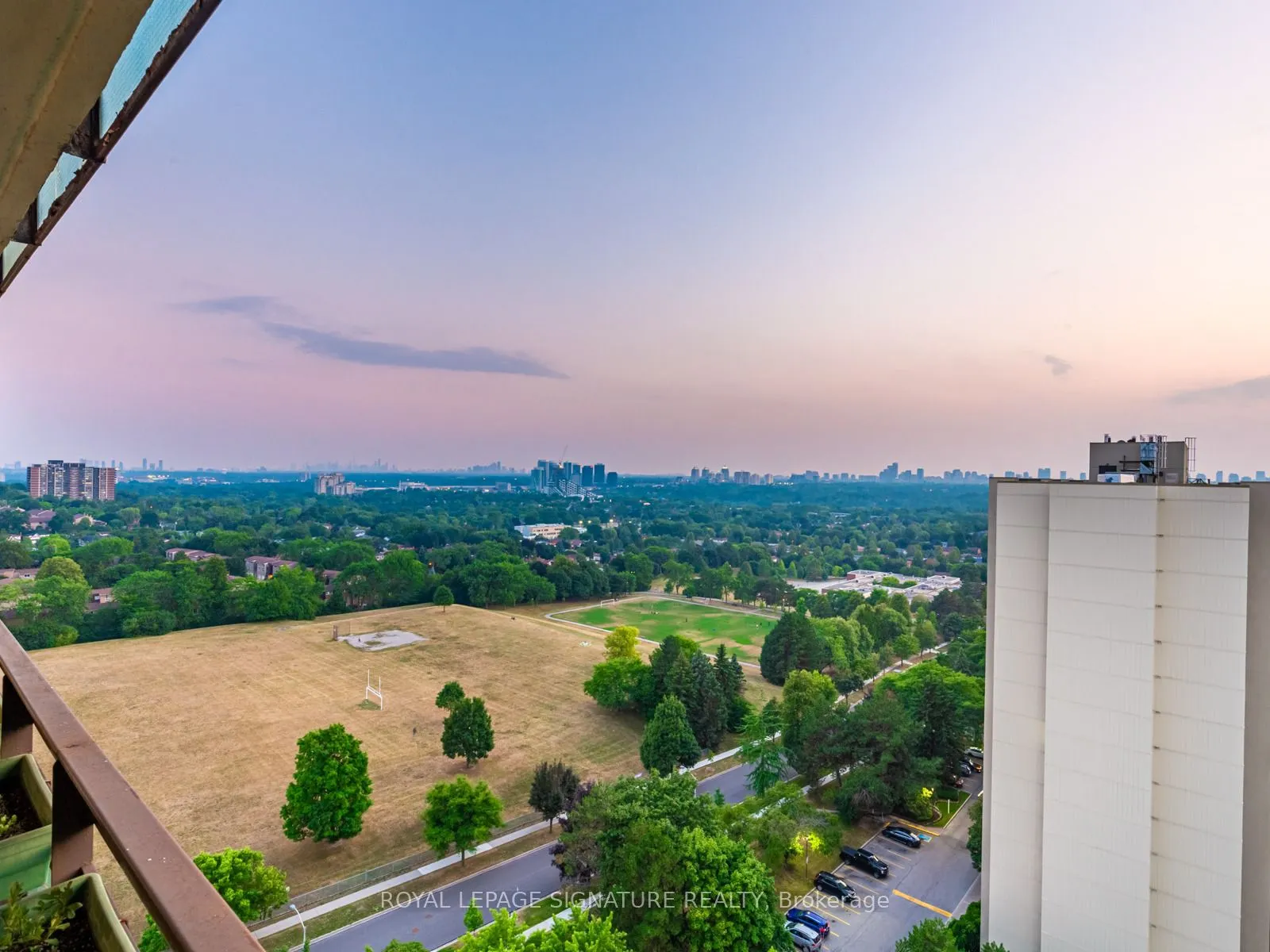 350 Seneca Hill Drive, #1709