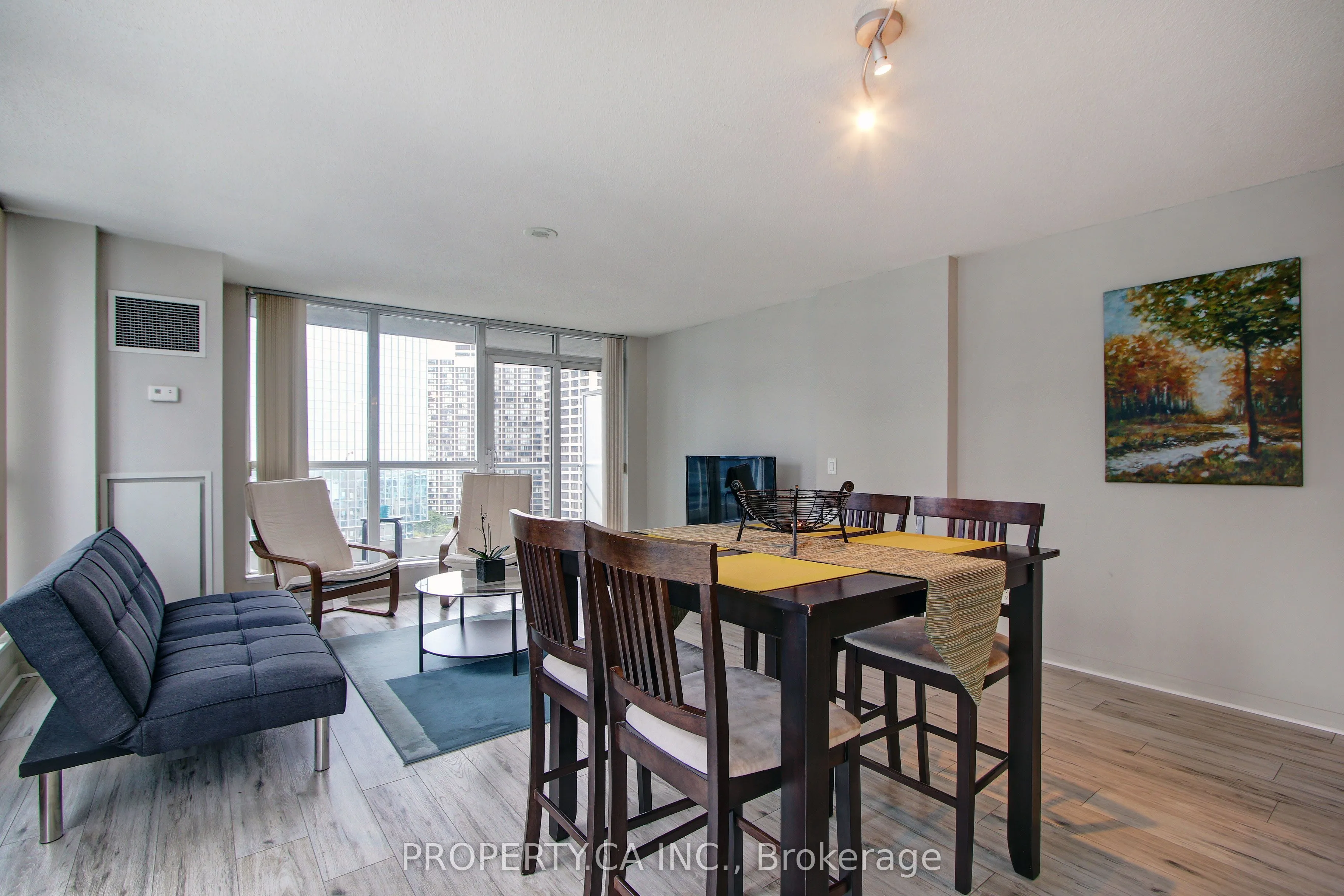 8 York Street, #1902