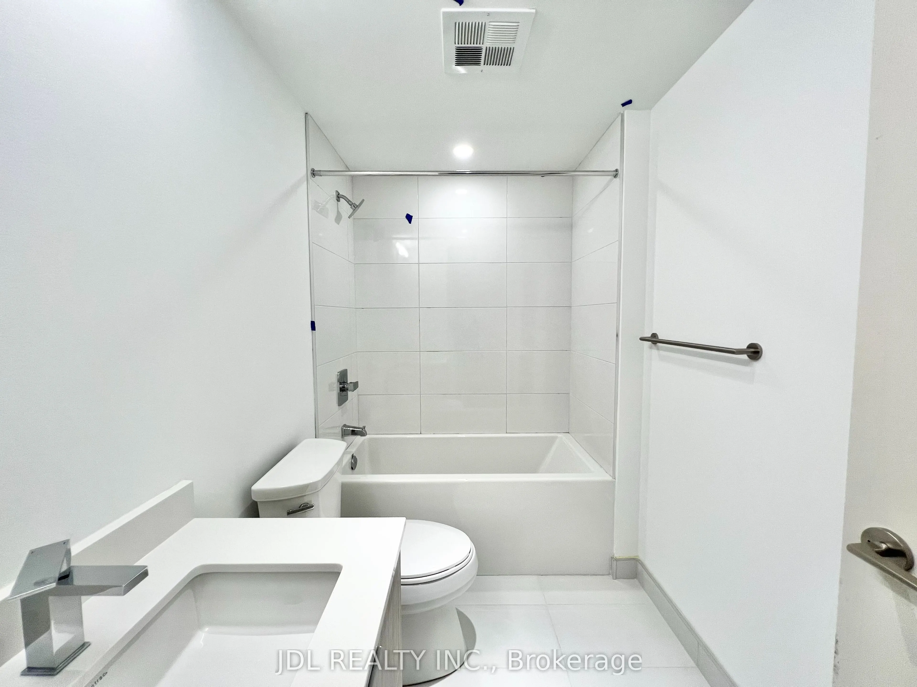 395 Bloor Street E, #4701