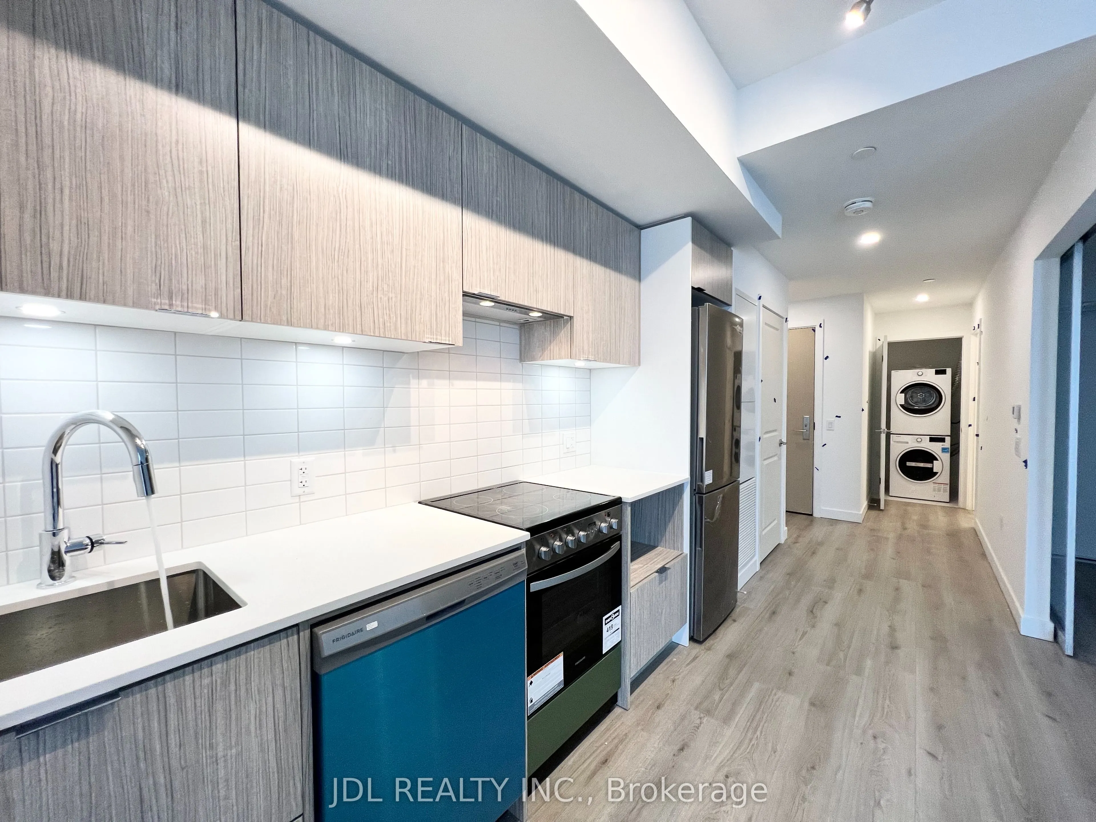 395 Bloor Street E, #4701