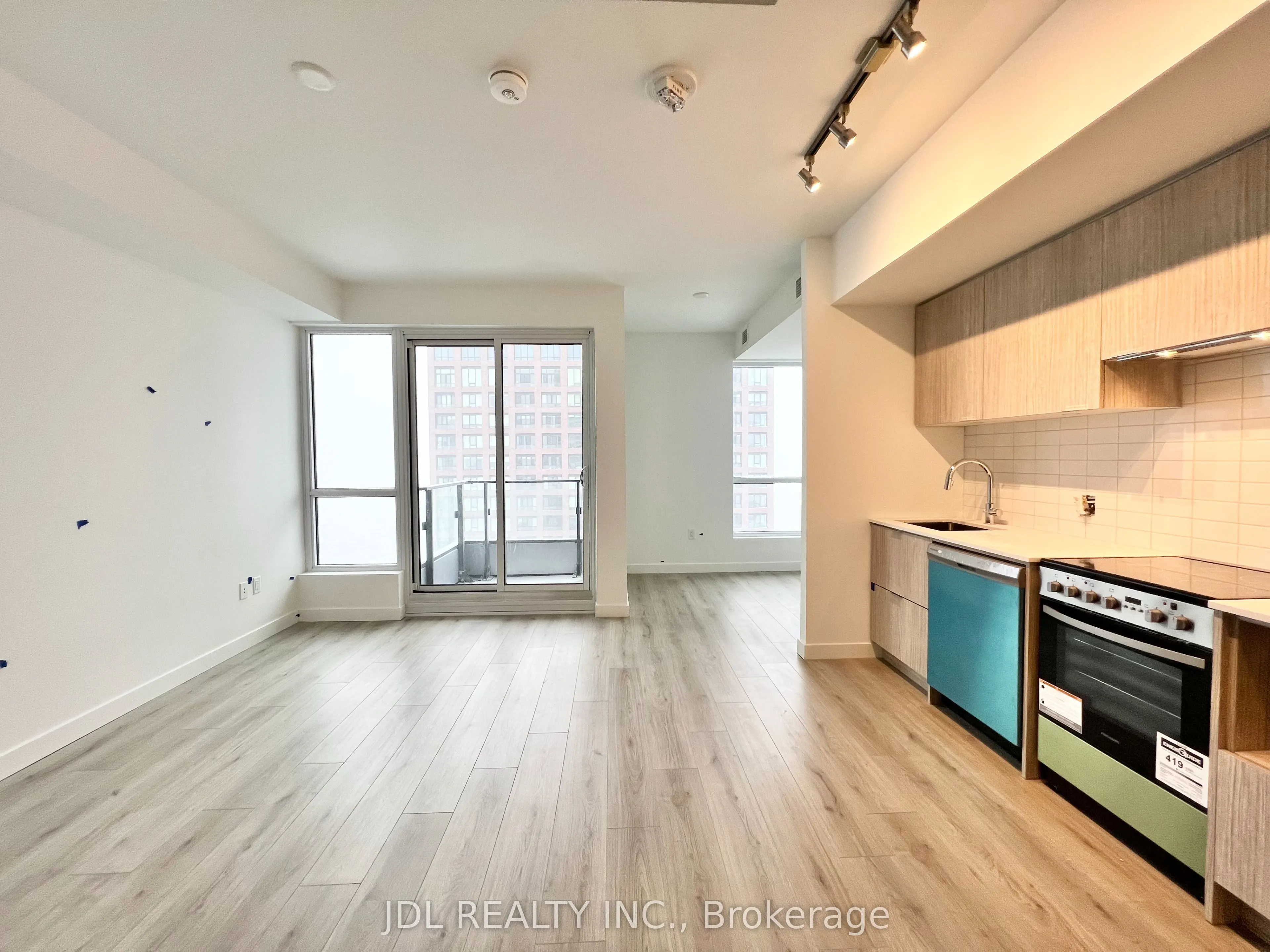 395 Bloor Street E, #4701