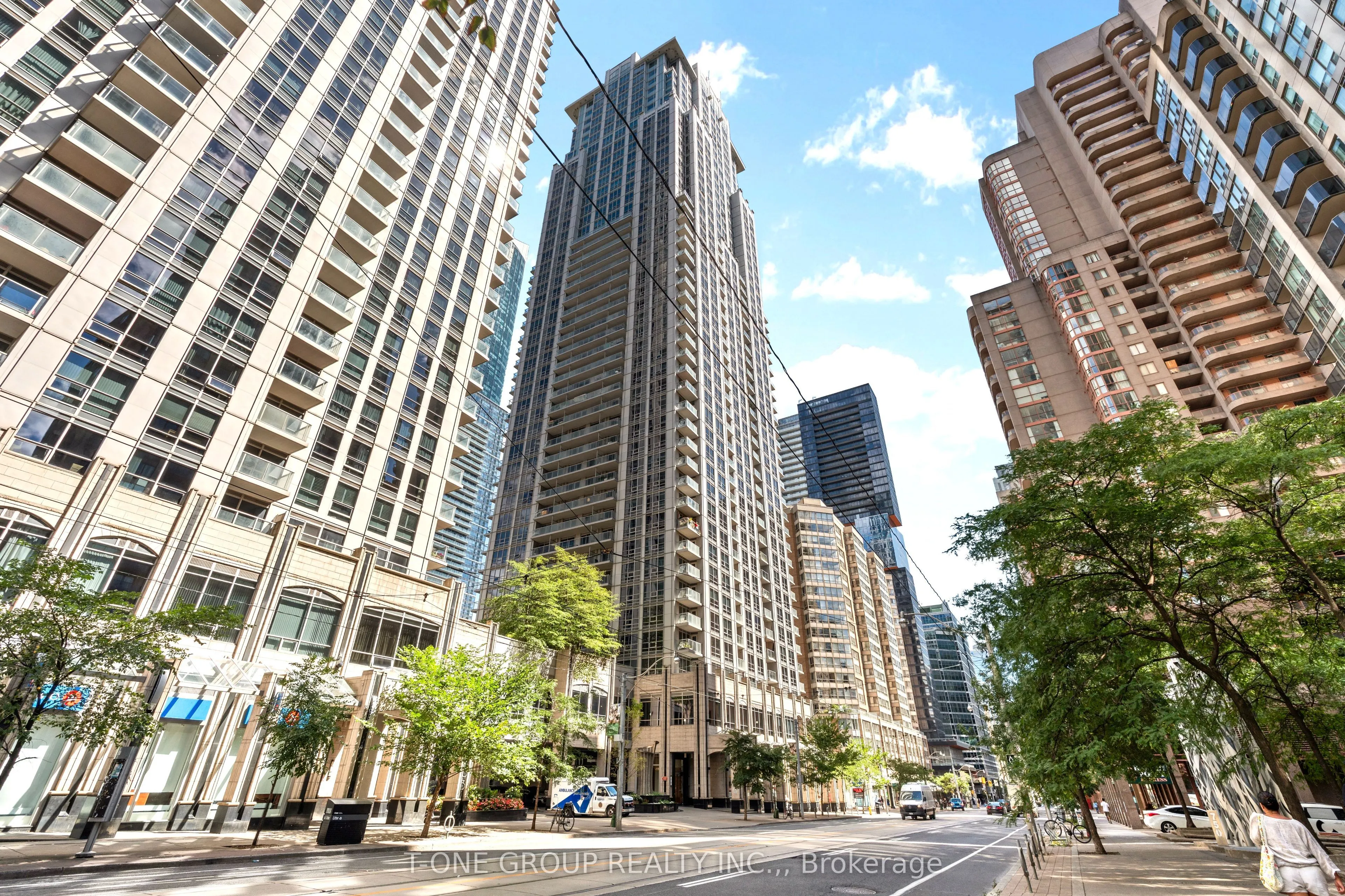761 Bay Street, #605