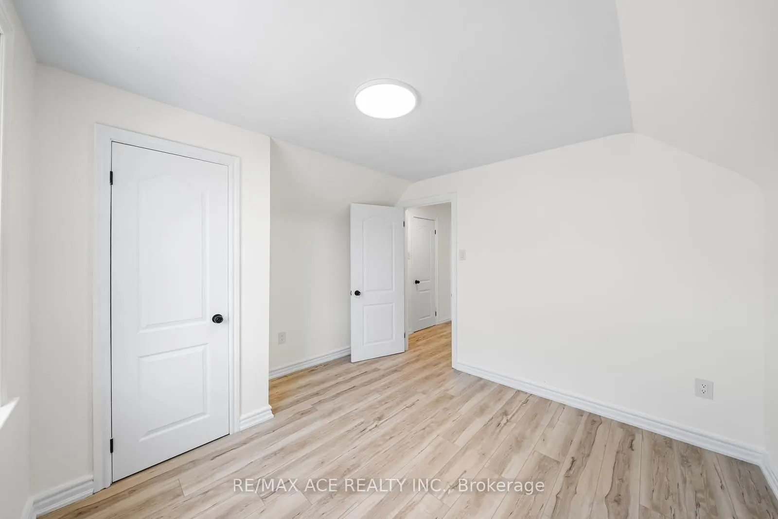 132 Homewood Avenue