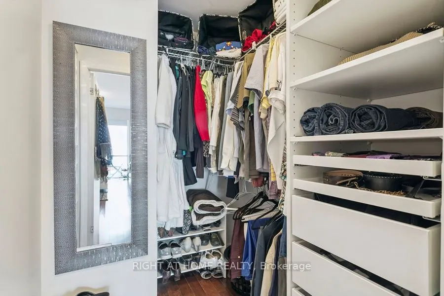 112 George Street, #1204