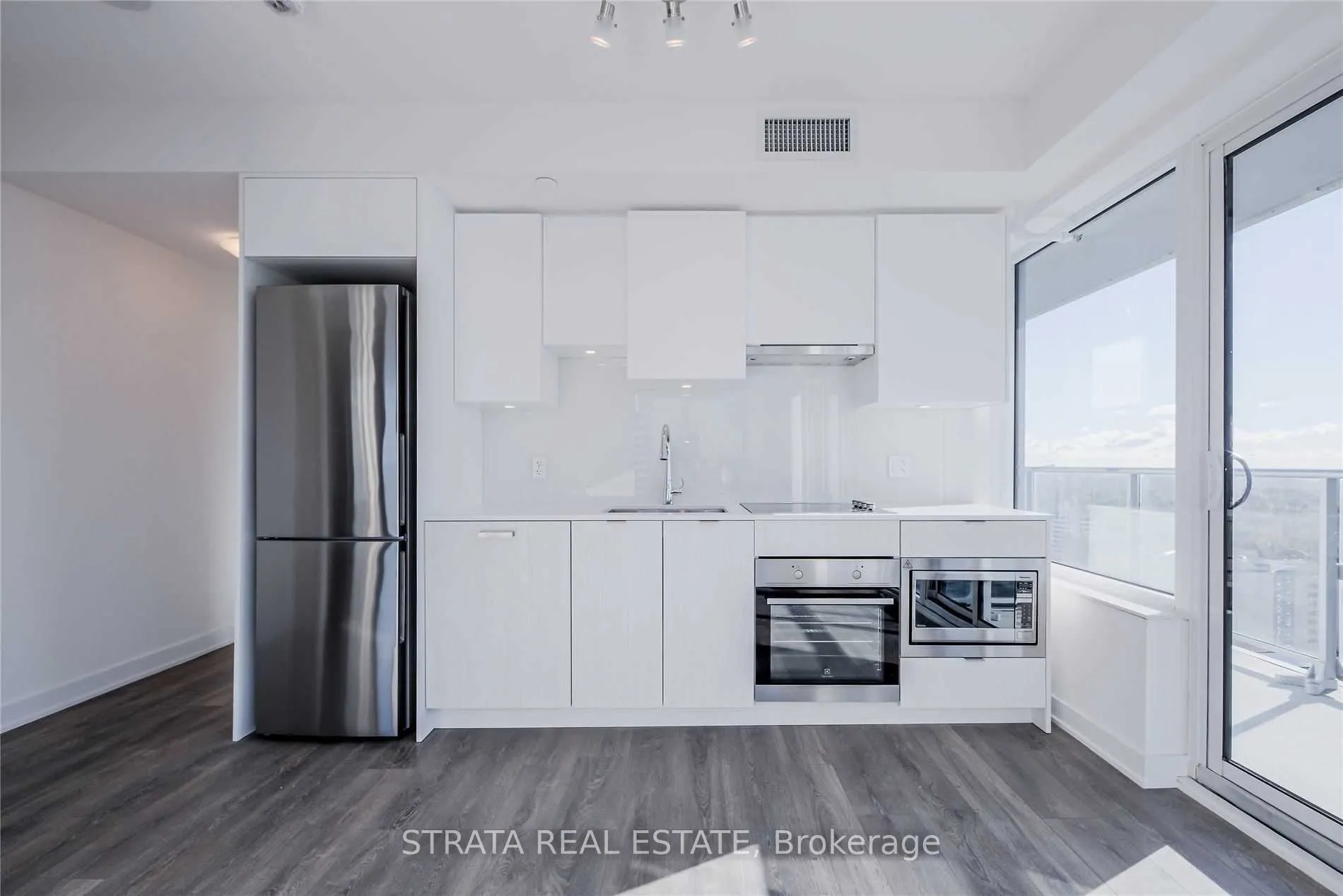 195 Redpath Avenue, #2310