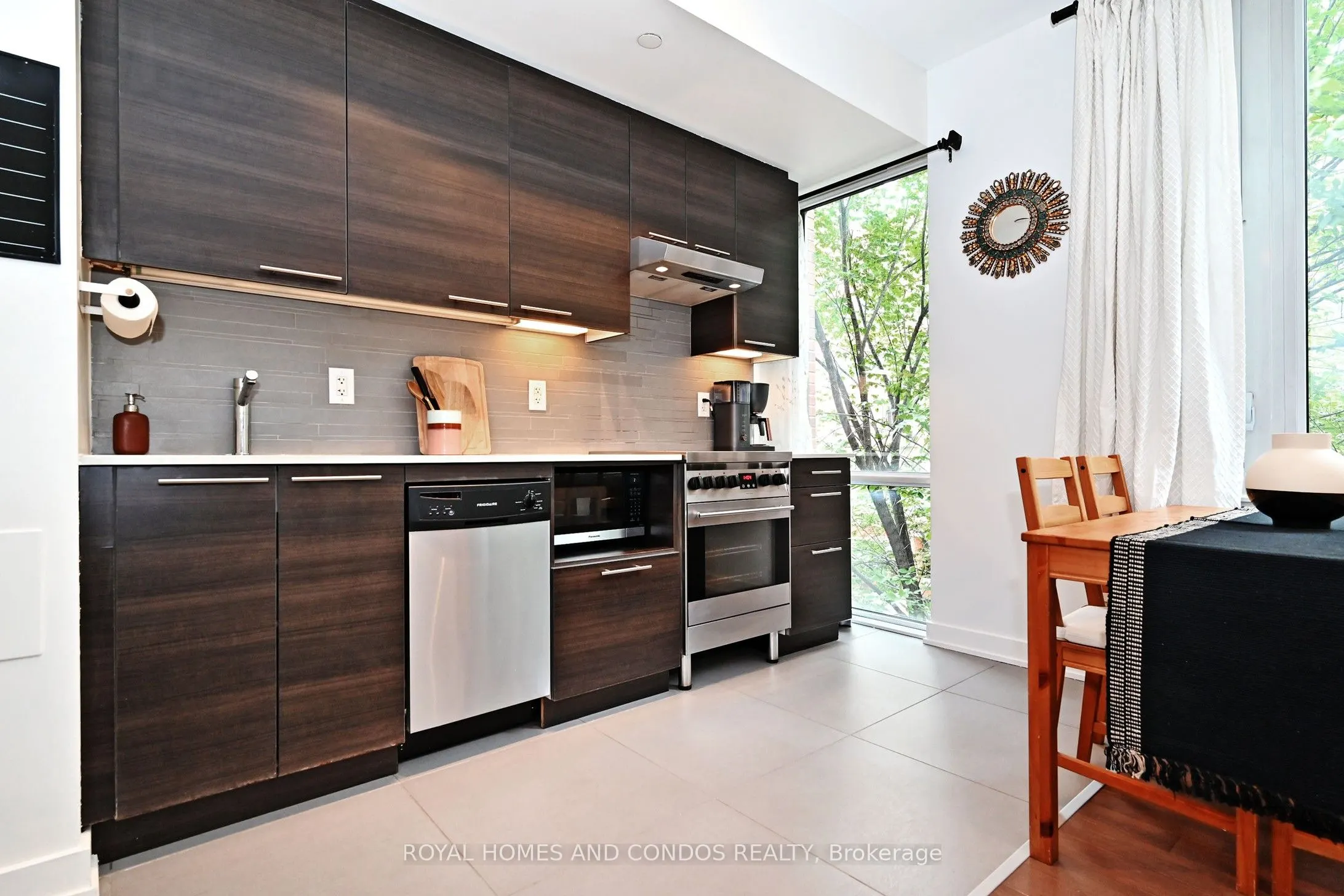 3 Market Street, #212