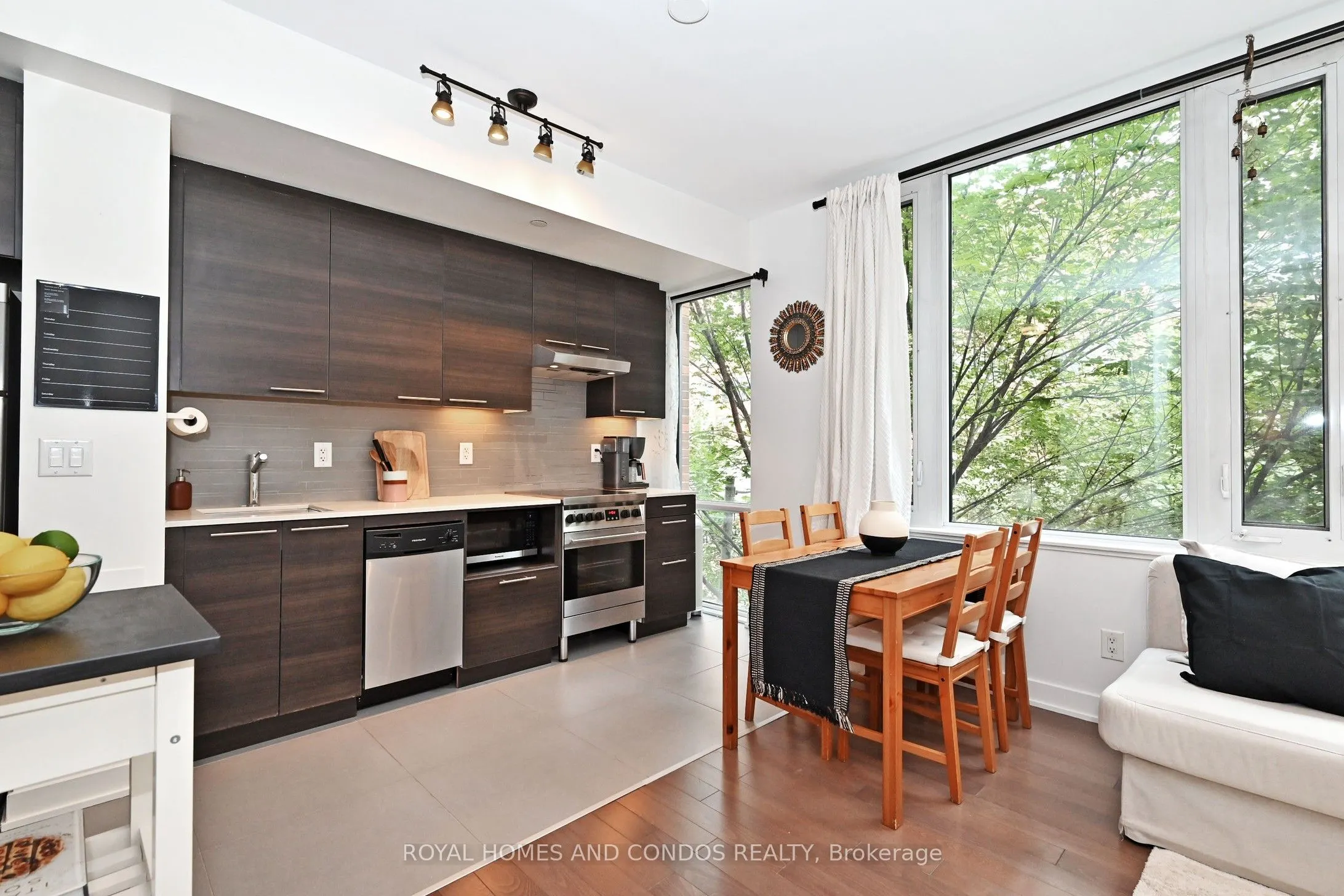 3 Market Street, #212