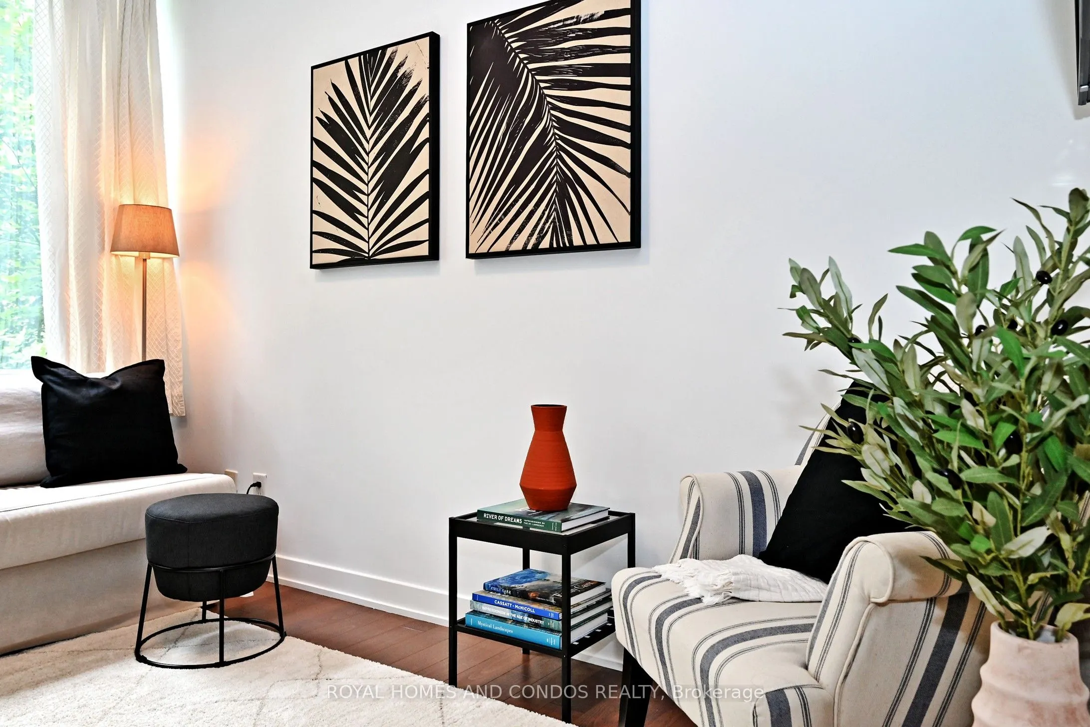 3 Market Street, #212