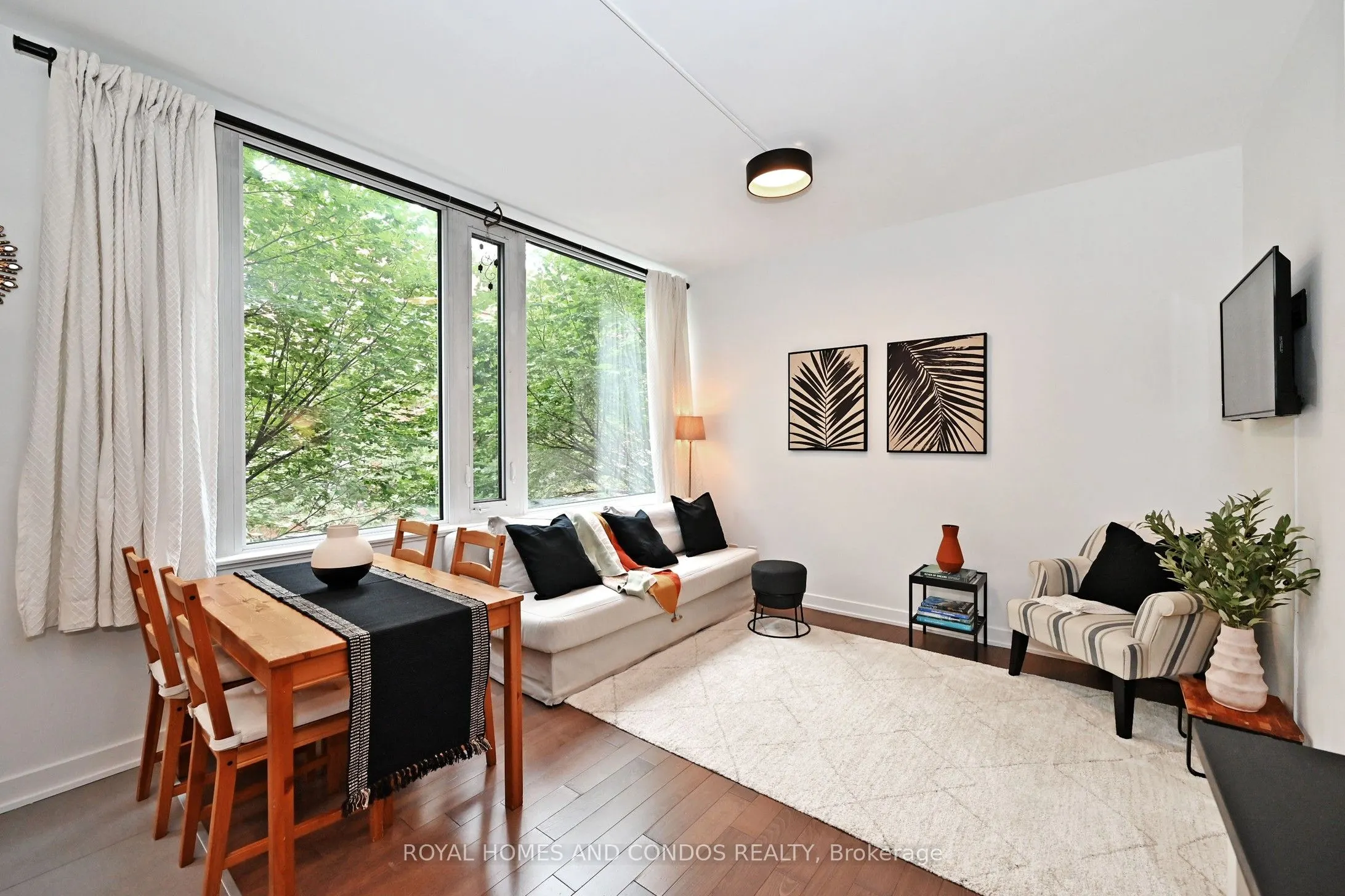 3 Market Street, #212