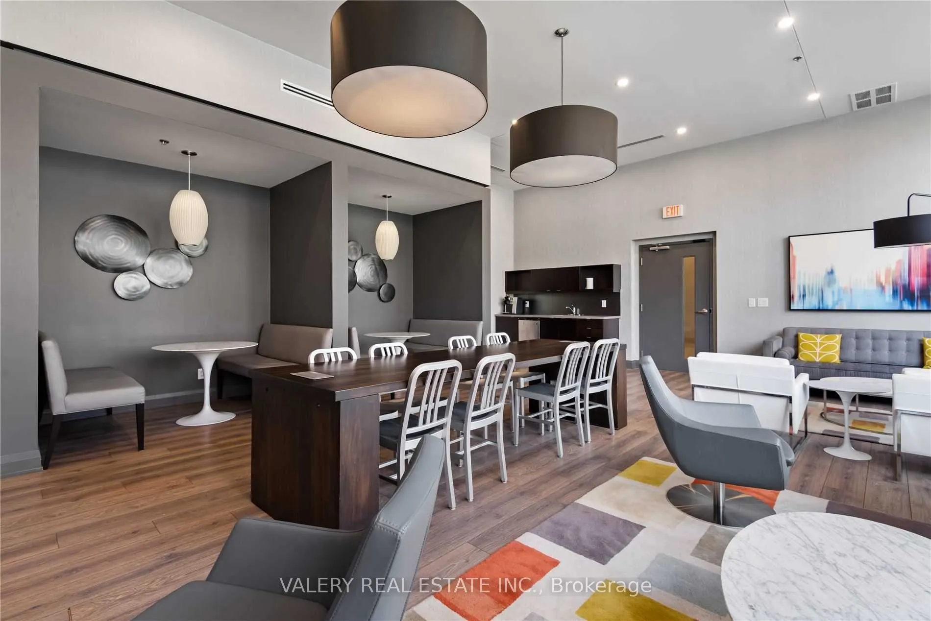 18 Rean Drive, #608