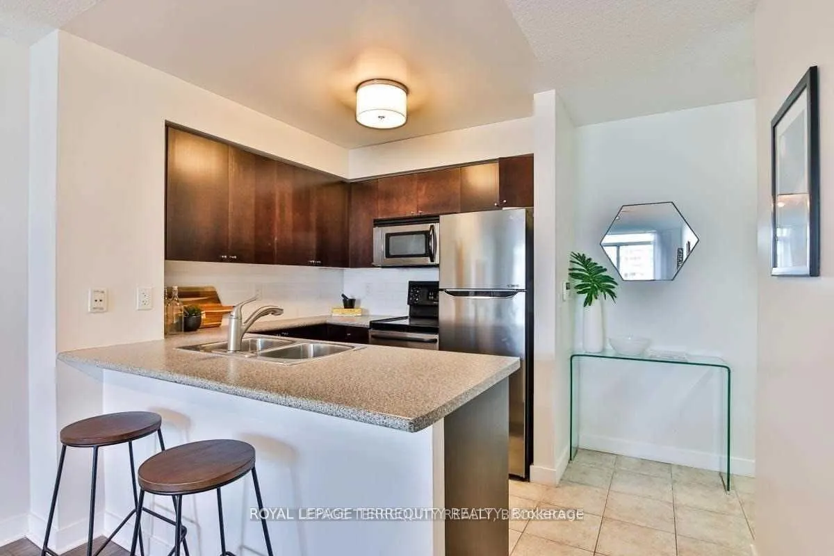 50 Lynn Williams Street, #508