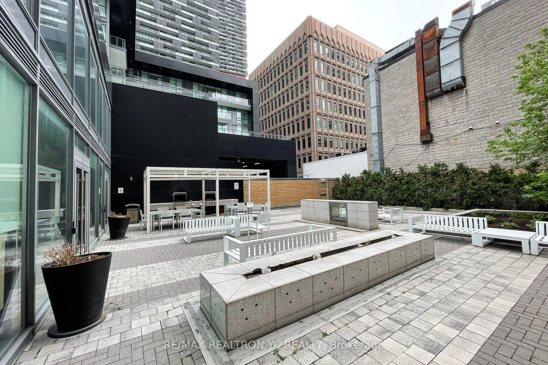 30 Roehampton Avenue, #2509