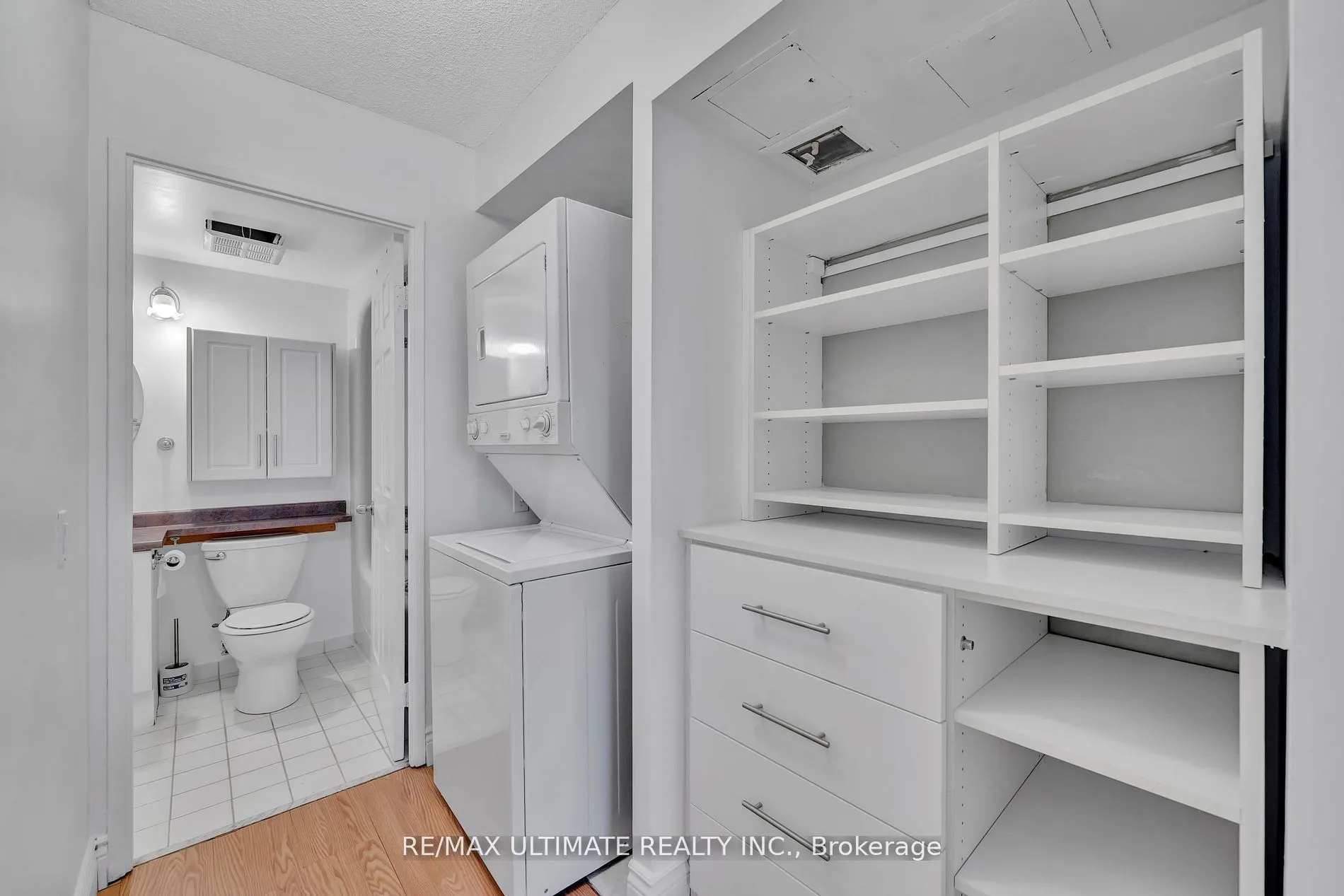 7 Bishop Avenue, #212