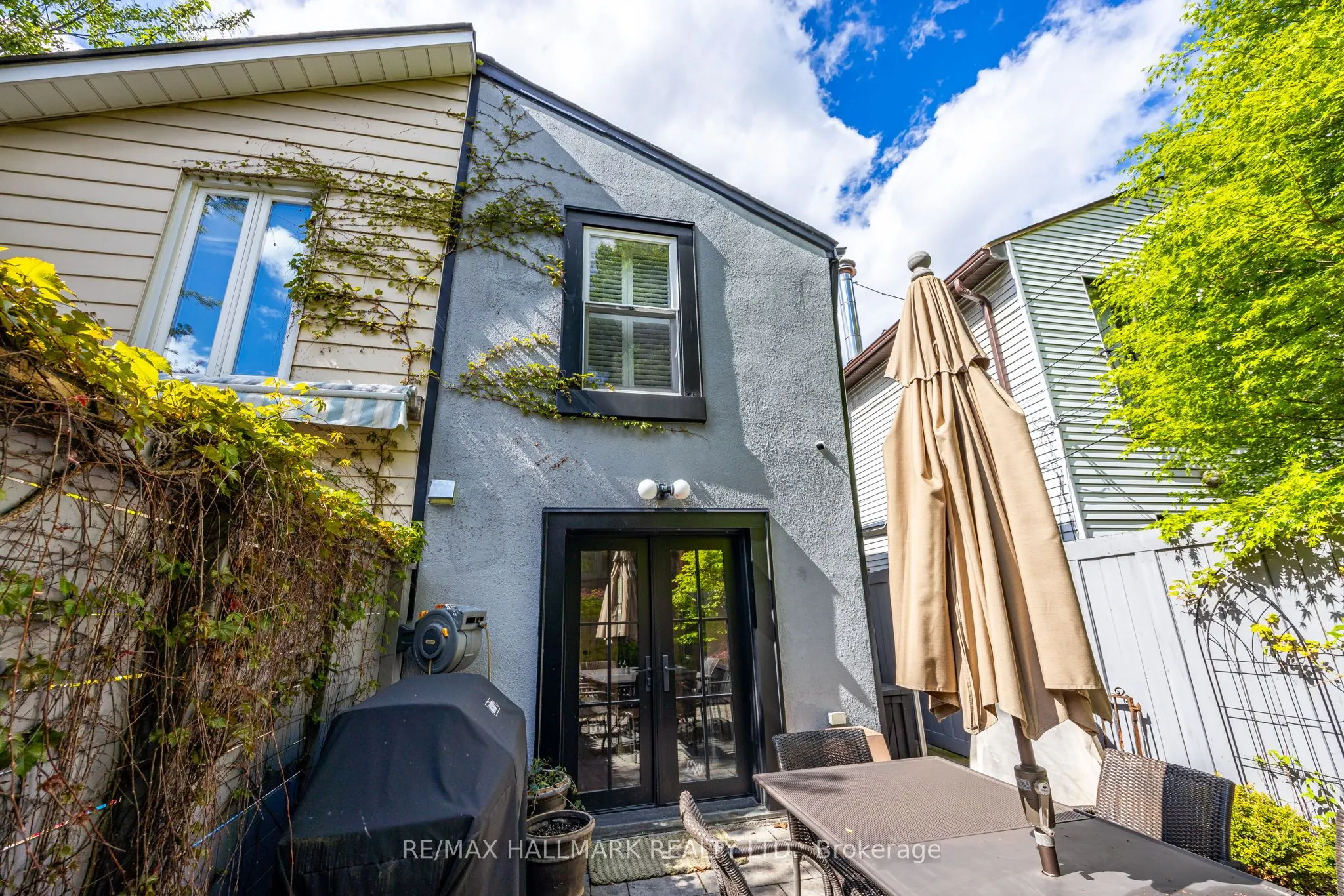 27 Bishop Street
