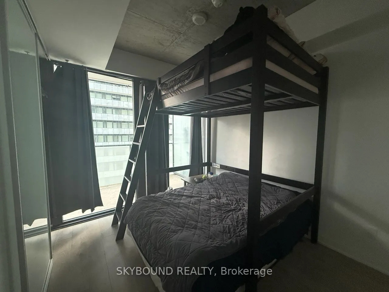 185 Roehampton Avenue, #1113