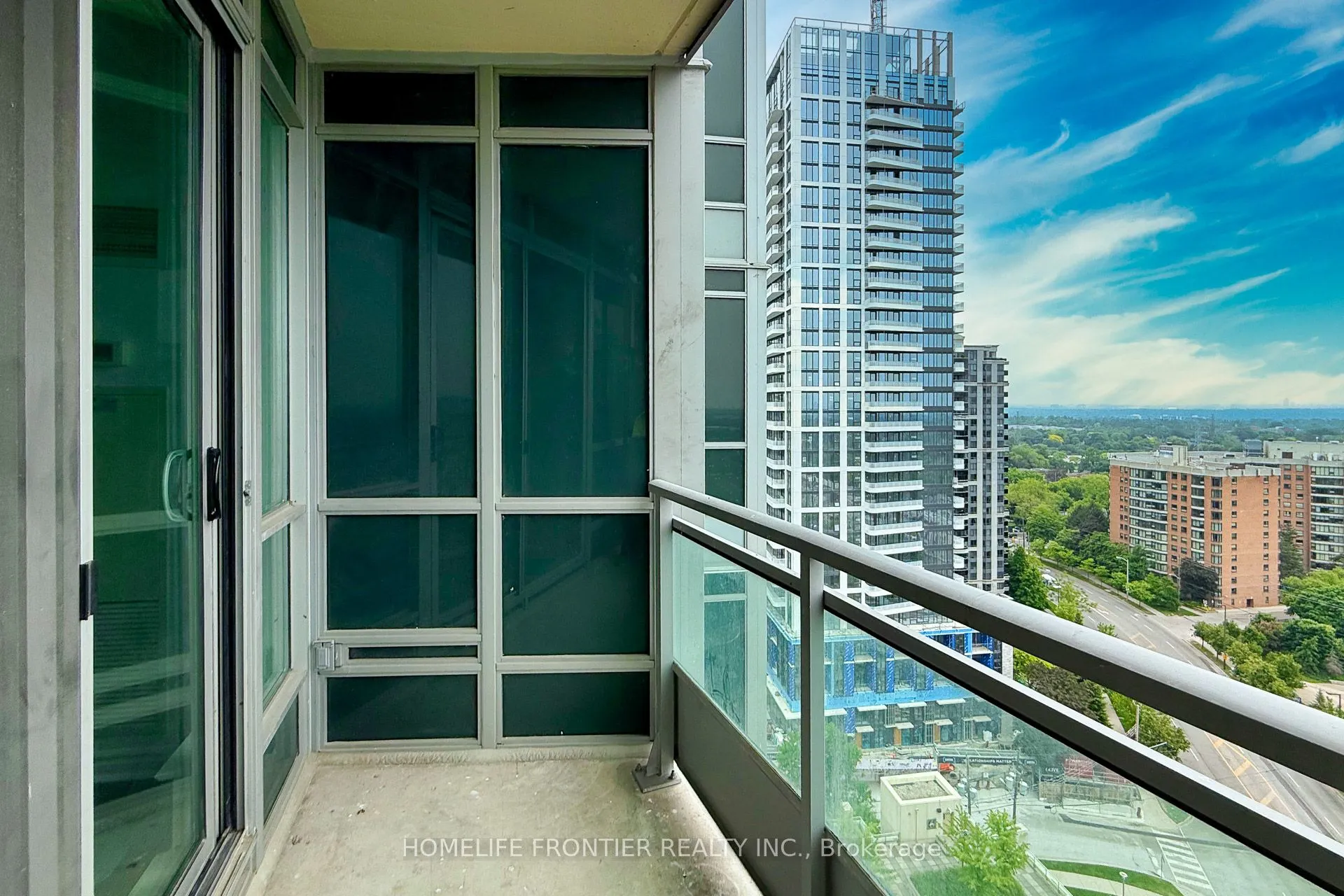 18 Holmes Avenue, #1712