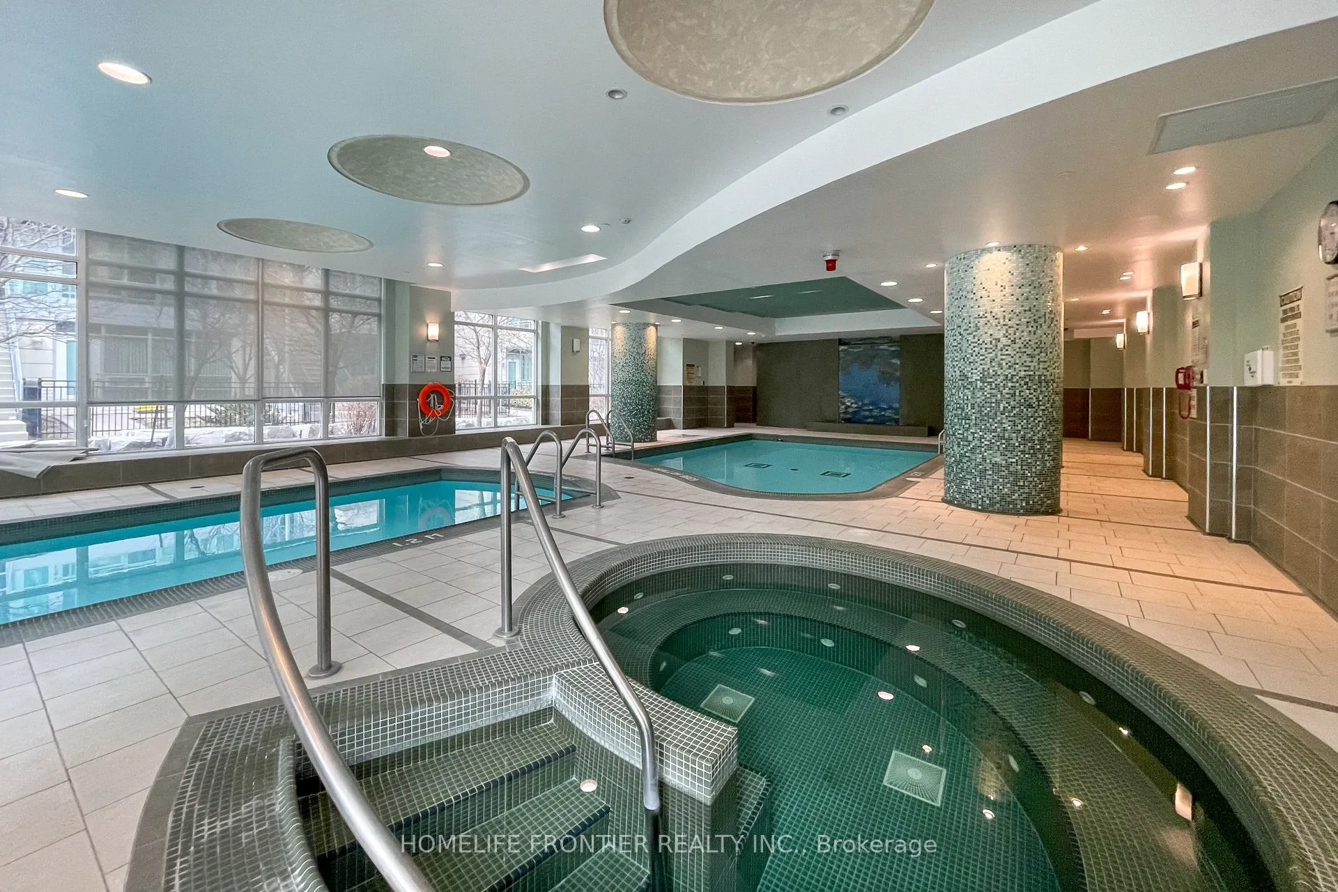 18 Holmes Avenue, #1712