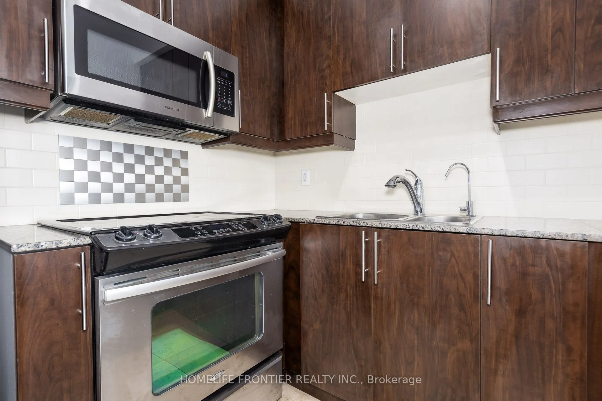 18 Holmes Avenue, #1712