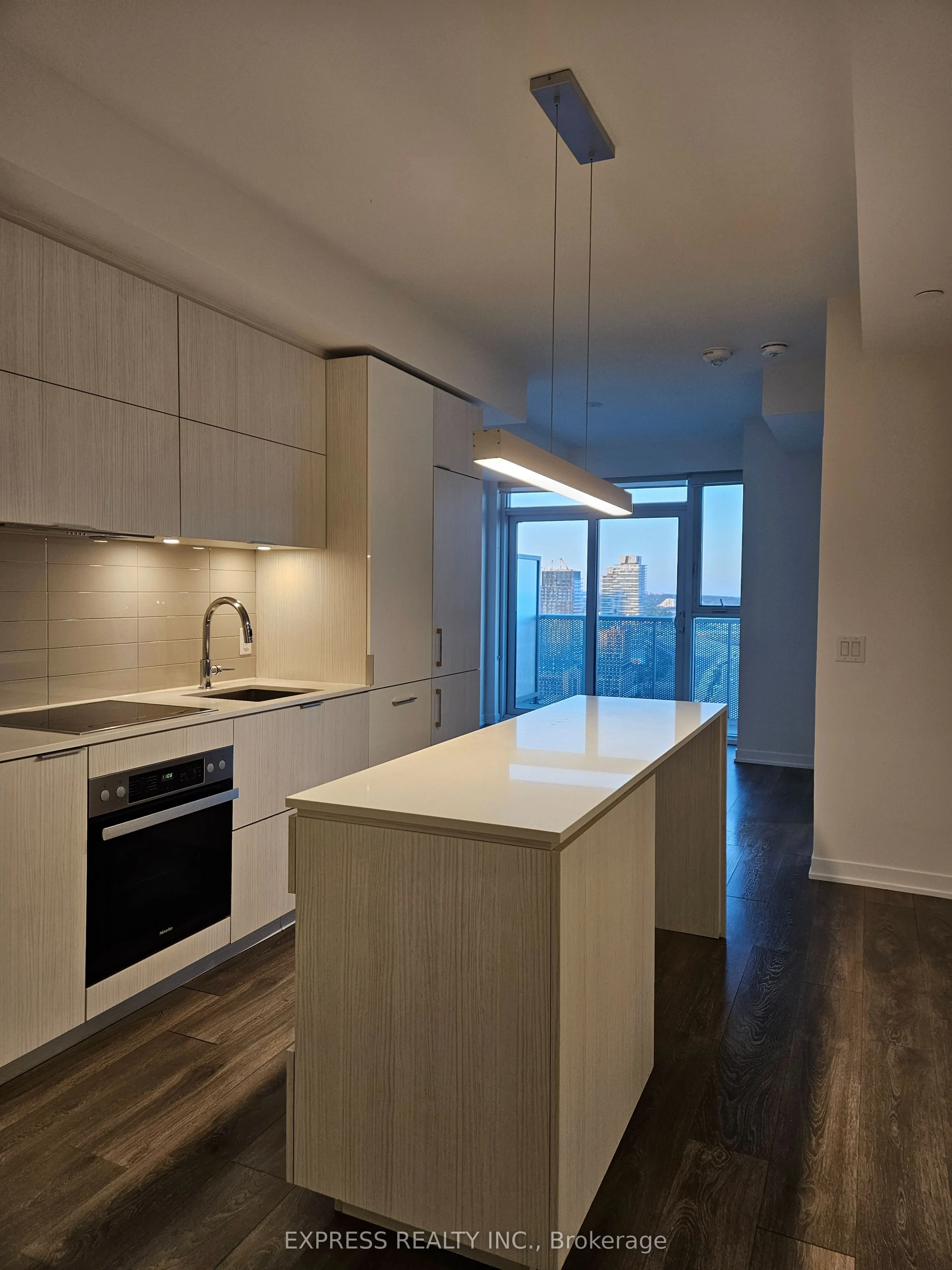 20 Richardson Street, #2802