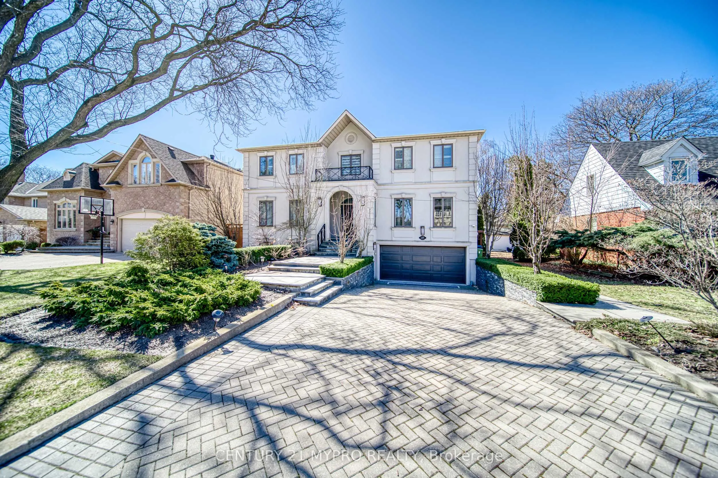 17 Aldershot Crescent