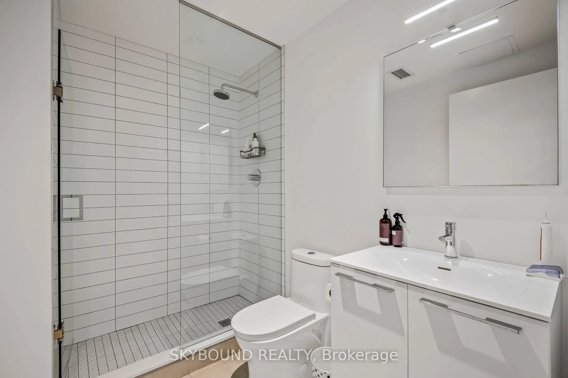 200 Sudbury Street, #401