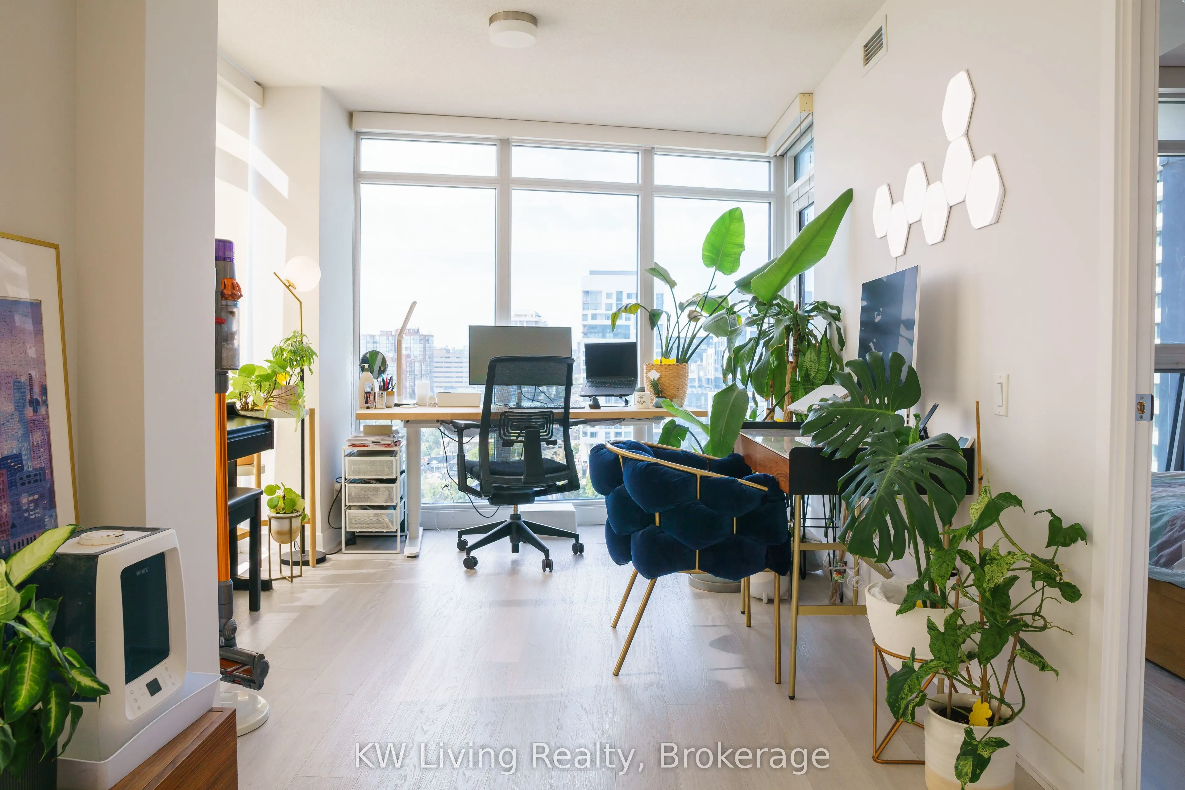 80 Queens Wharf Road, #1803