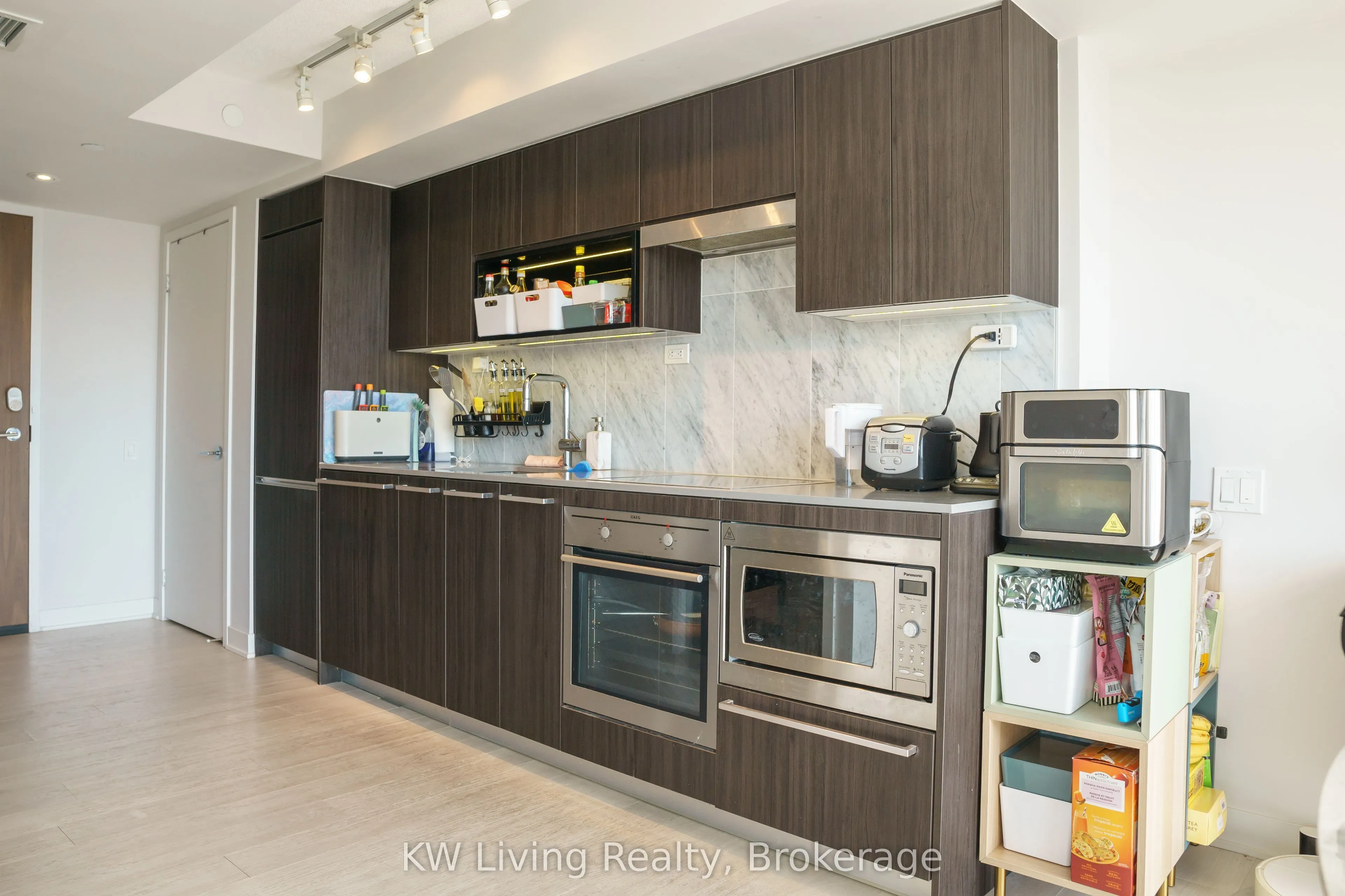 80 Queens Wharf Road, #1803