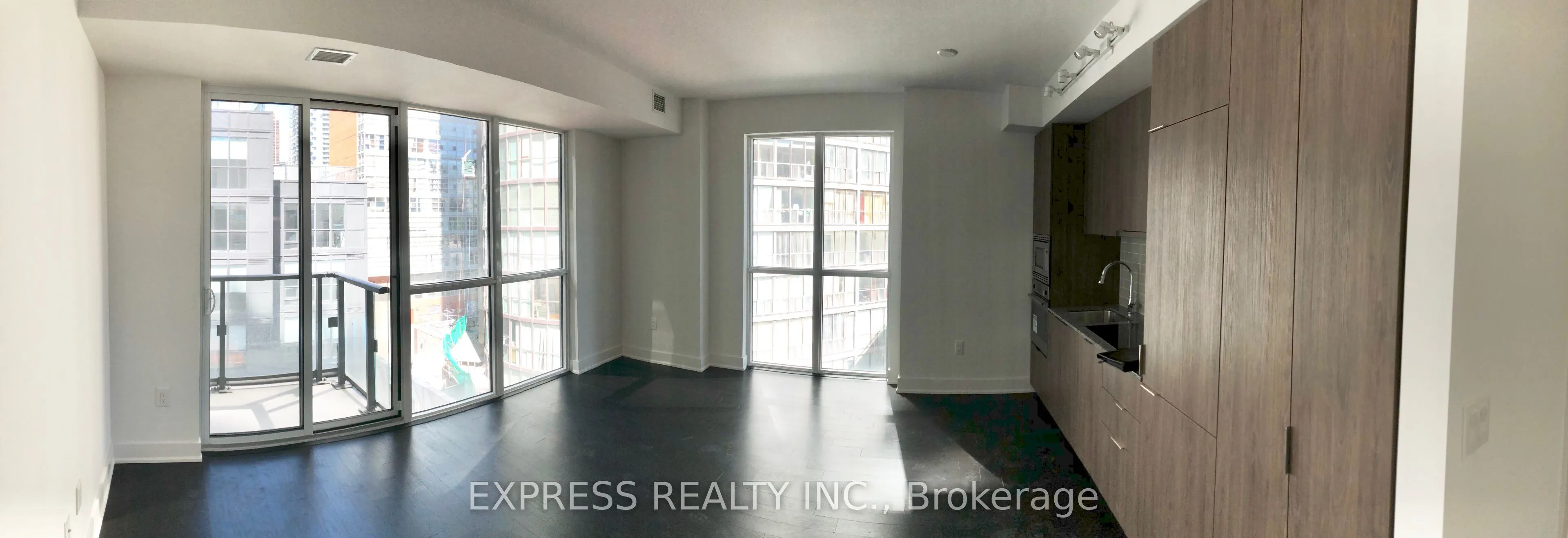 955 Bay Street, #507