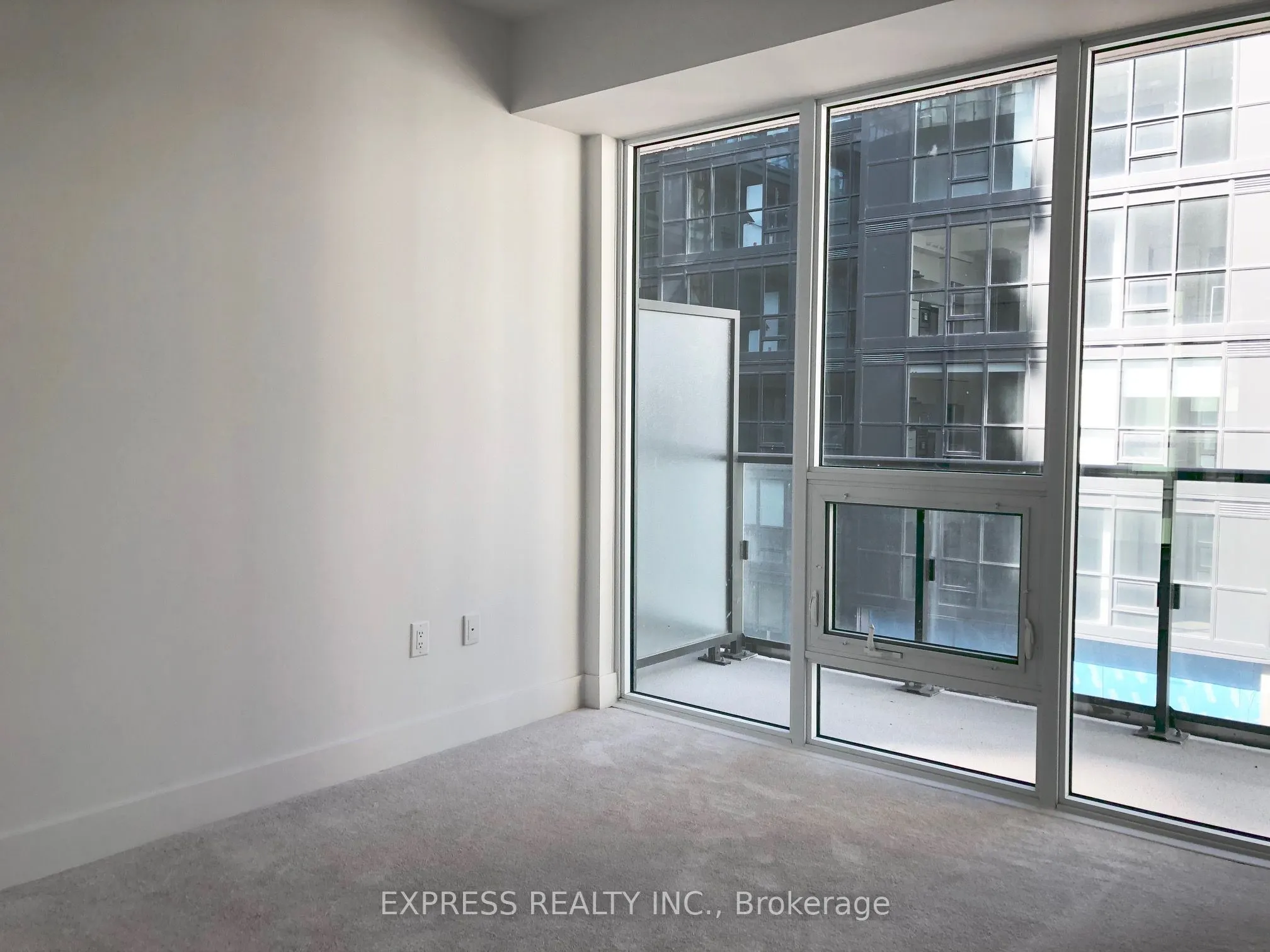 955 Bay Street, #507