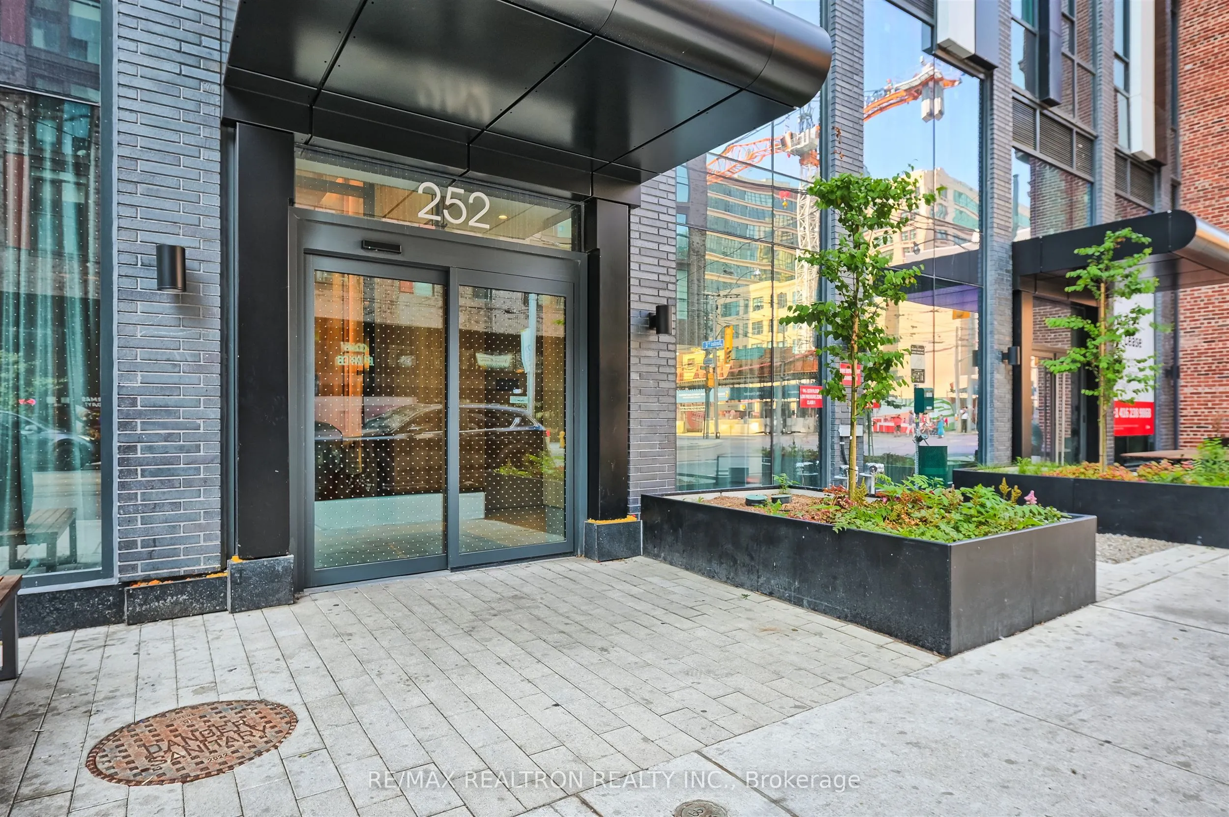 252 Church Street, #5101