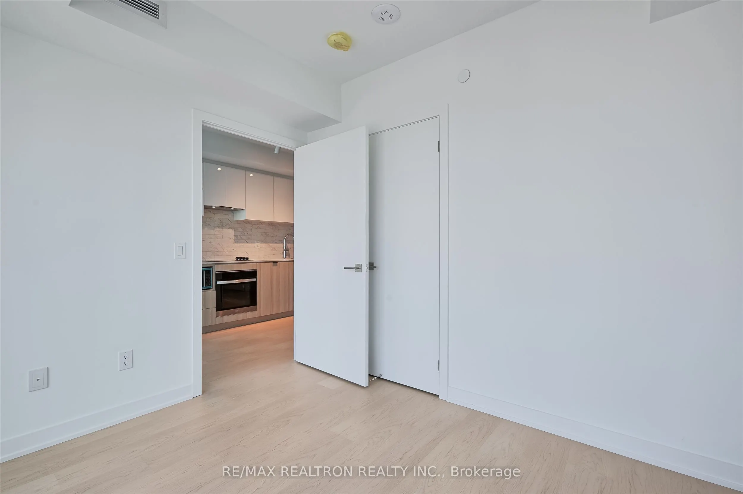 252 Church Street, #5101