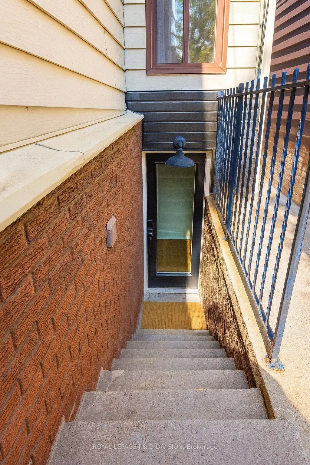 278 Markham Street, #Lower