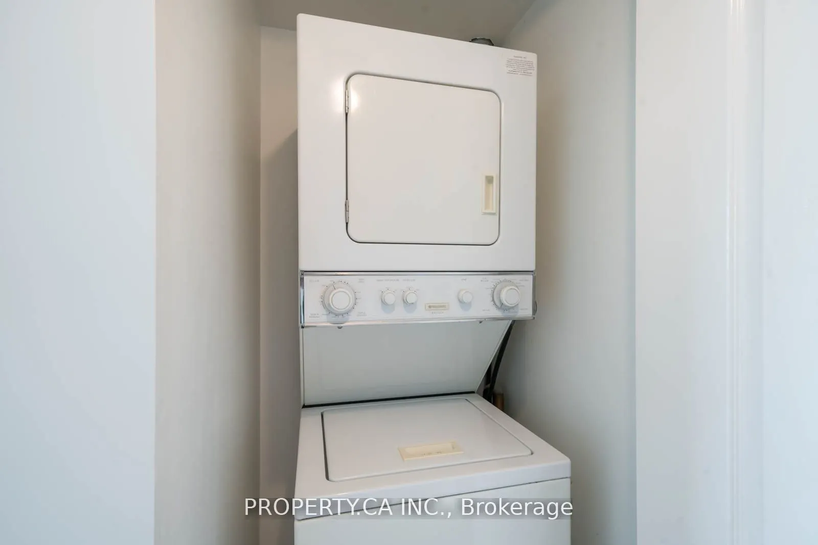 398 Eglinton Avenue E, #603