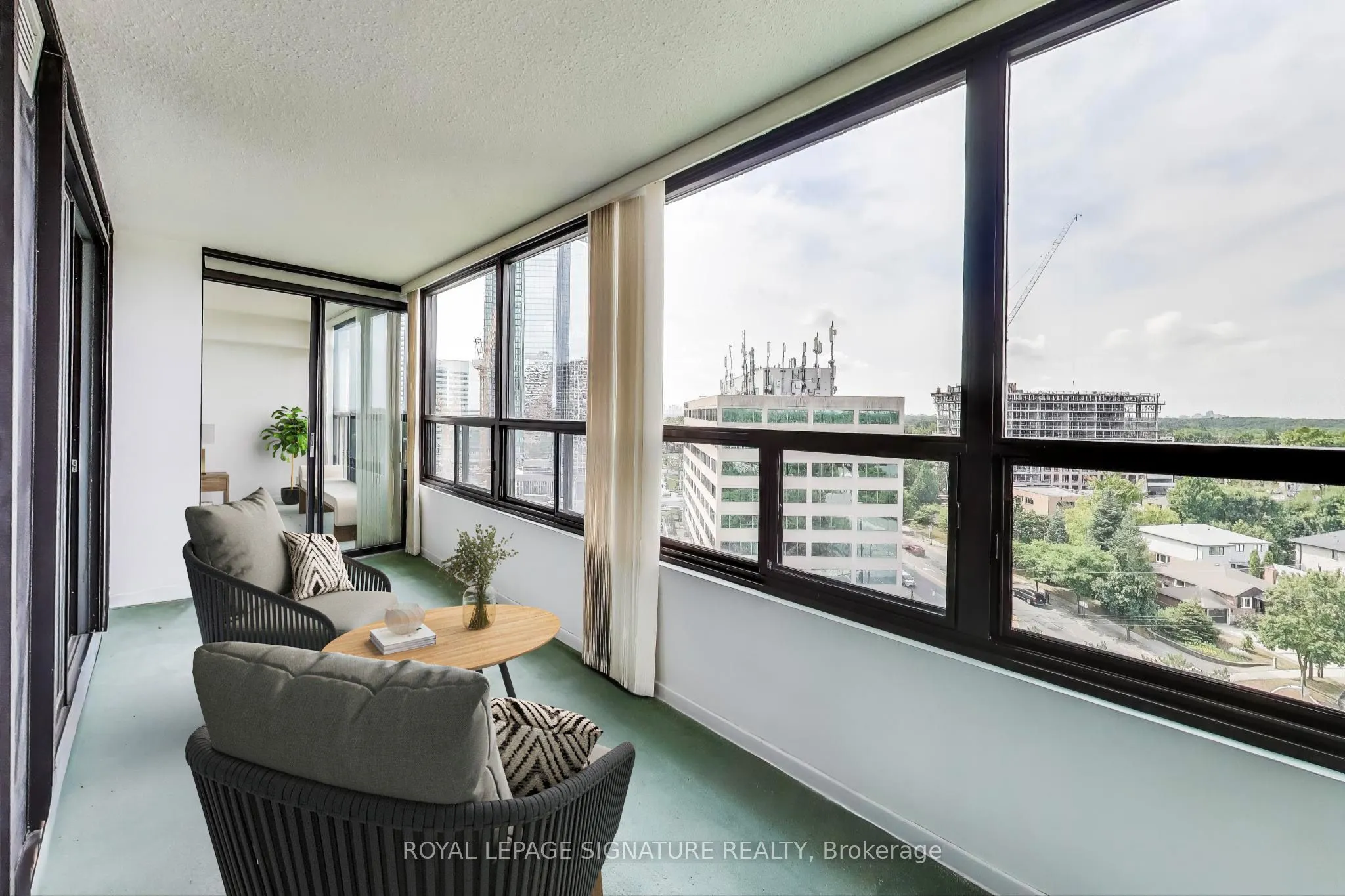 33 Elmhurst Avenue, #1208
