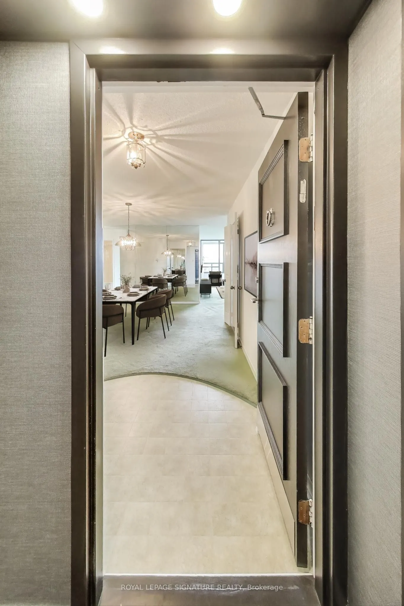 33 Elmhurst Avenue, #1208