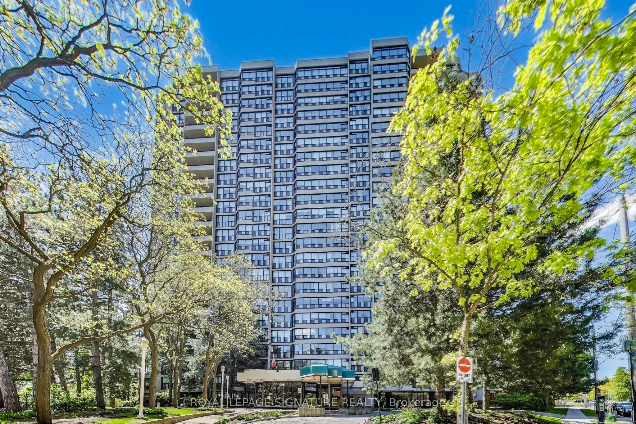 33 Elmhurst Avenue, #1208